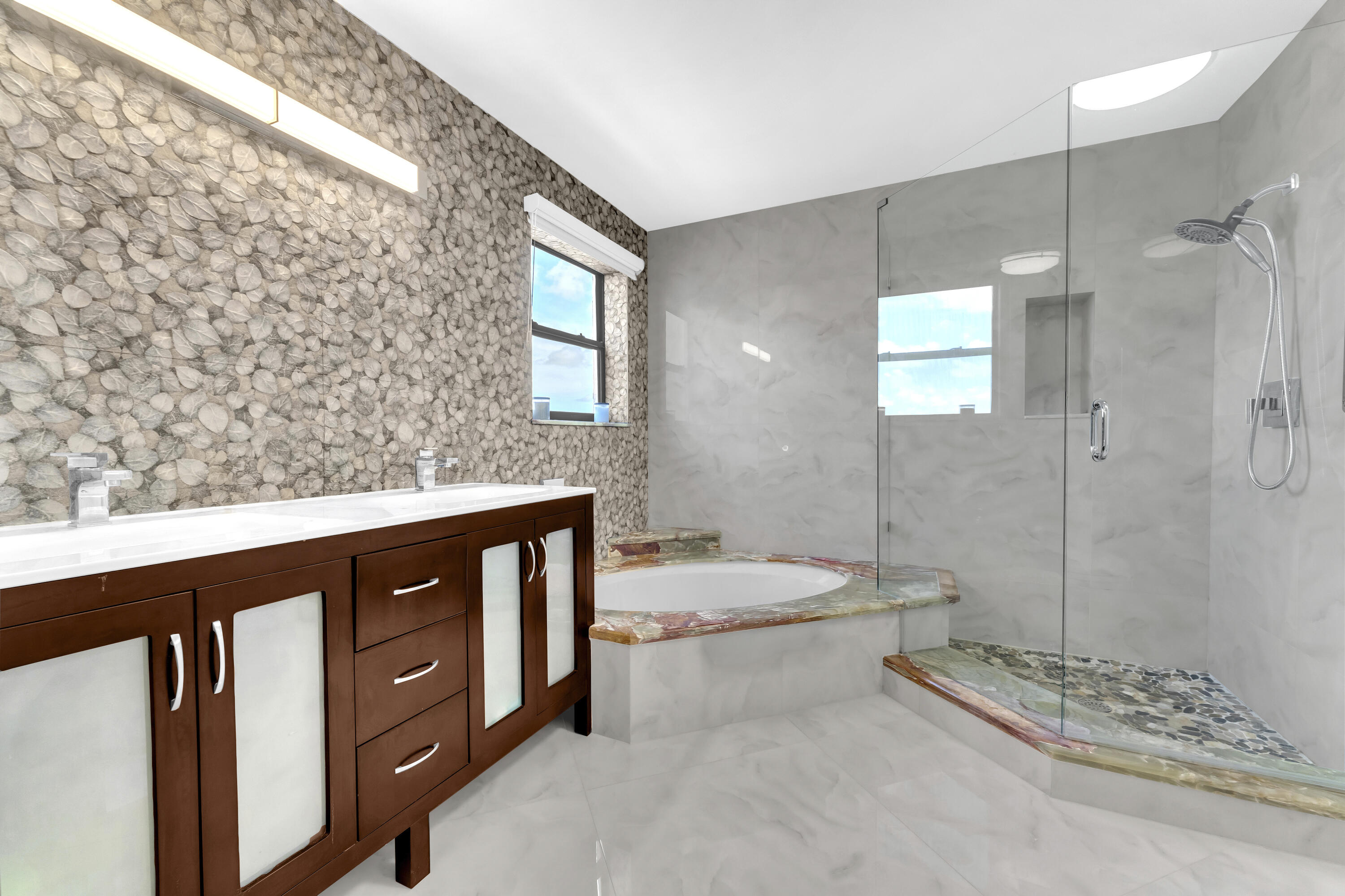 7578 Regency Lake Drive 802