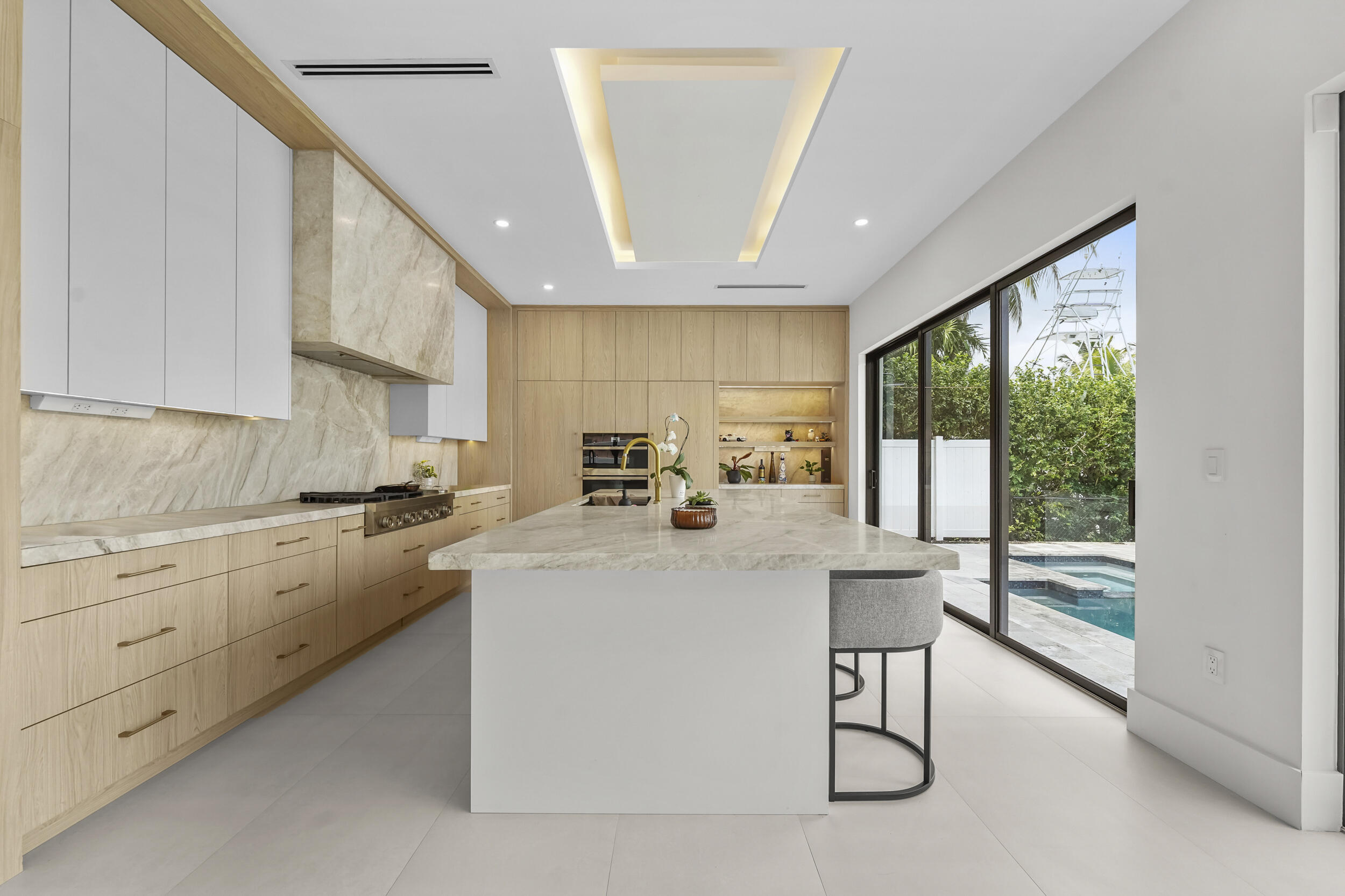 1317 TANGELO Isle