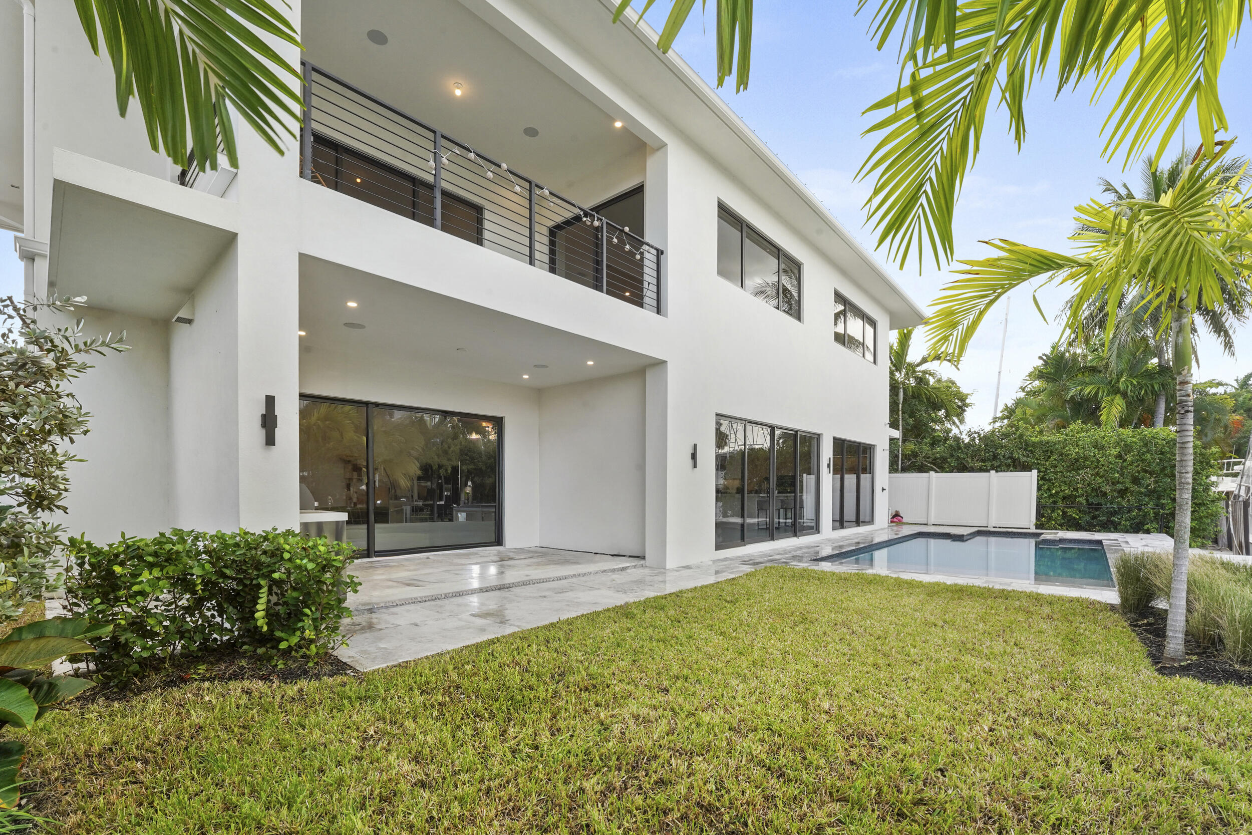 1317 TANGELO Isle