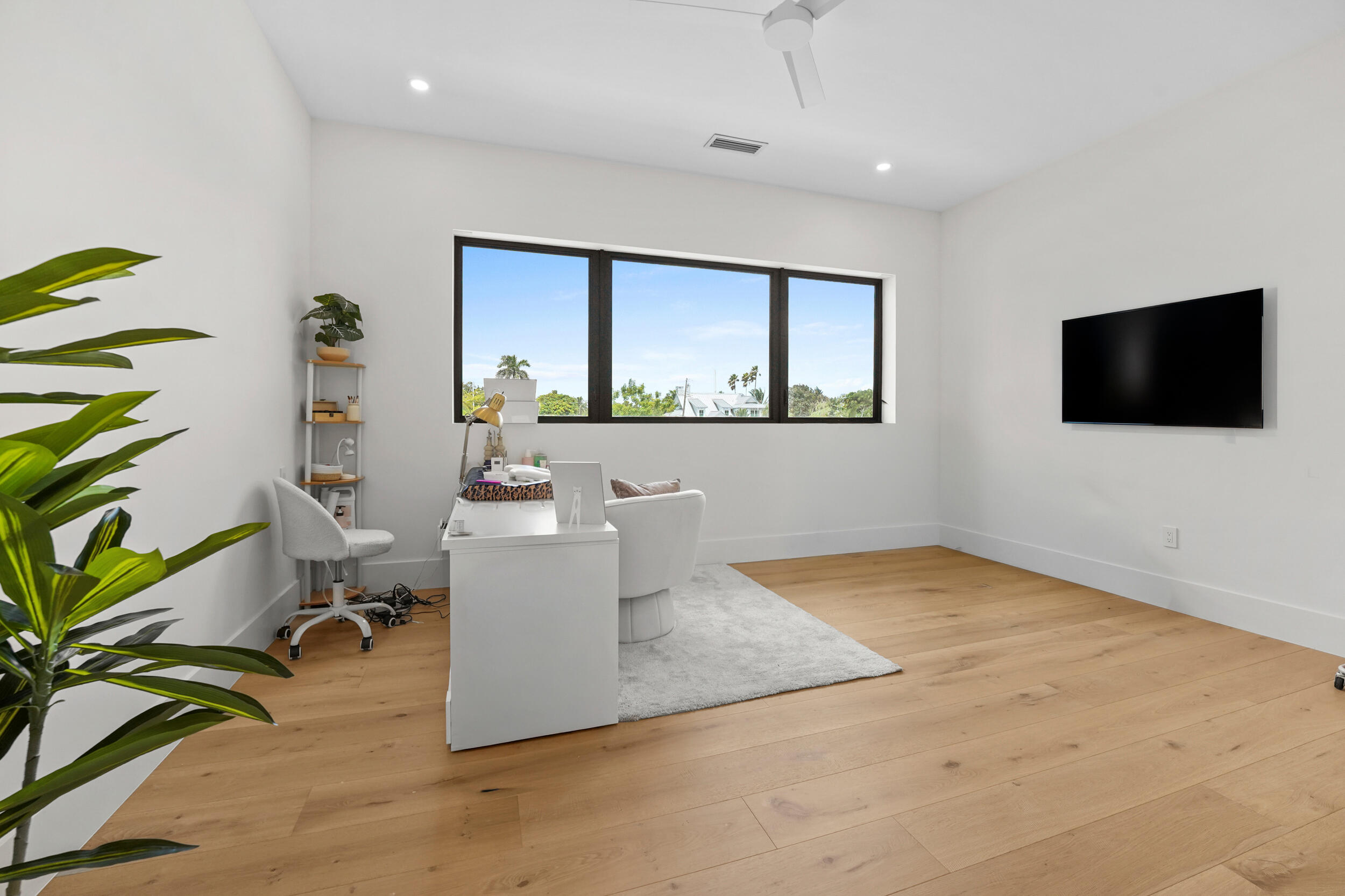 1317 TANGELO Isle