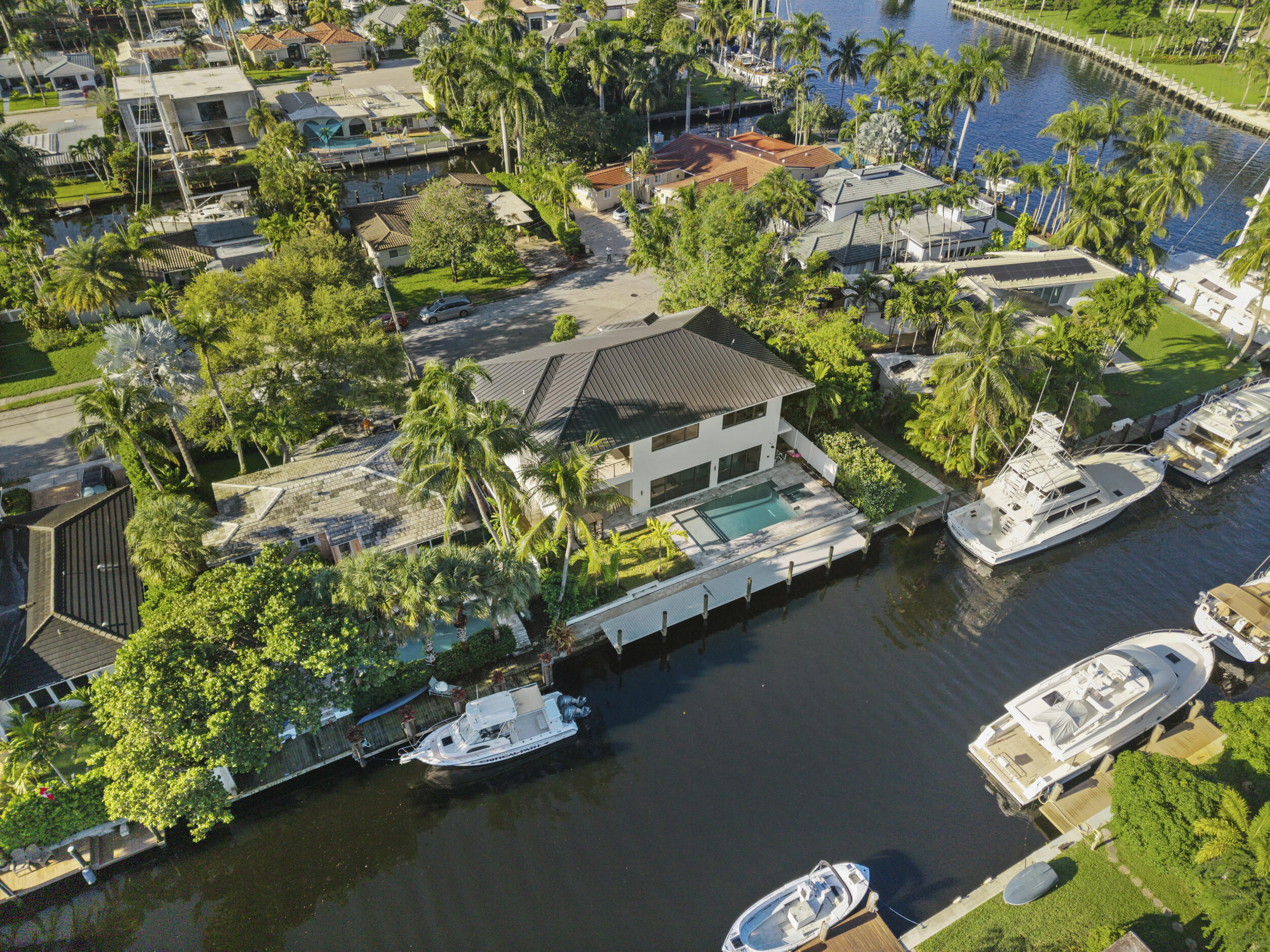 1317 TANGELO Isle