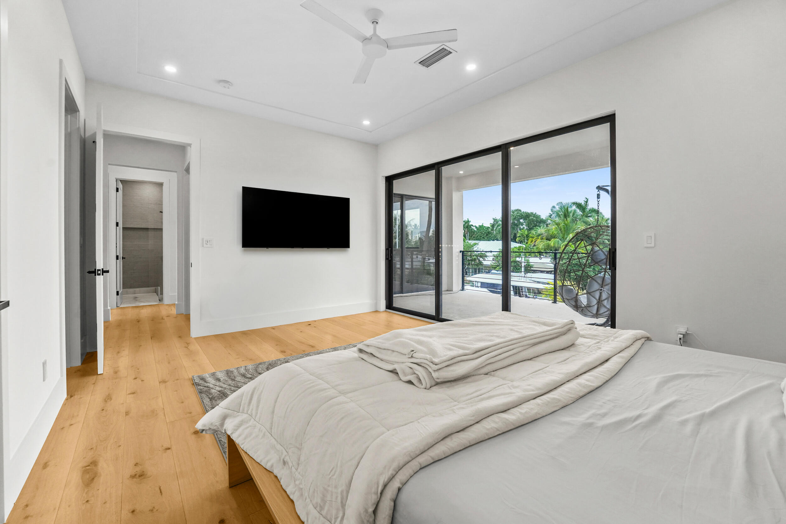 1317 TANGELO Isle