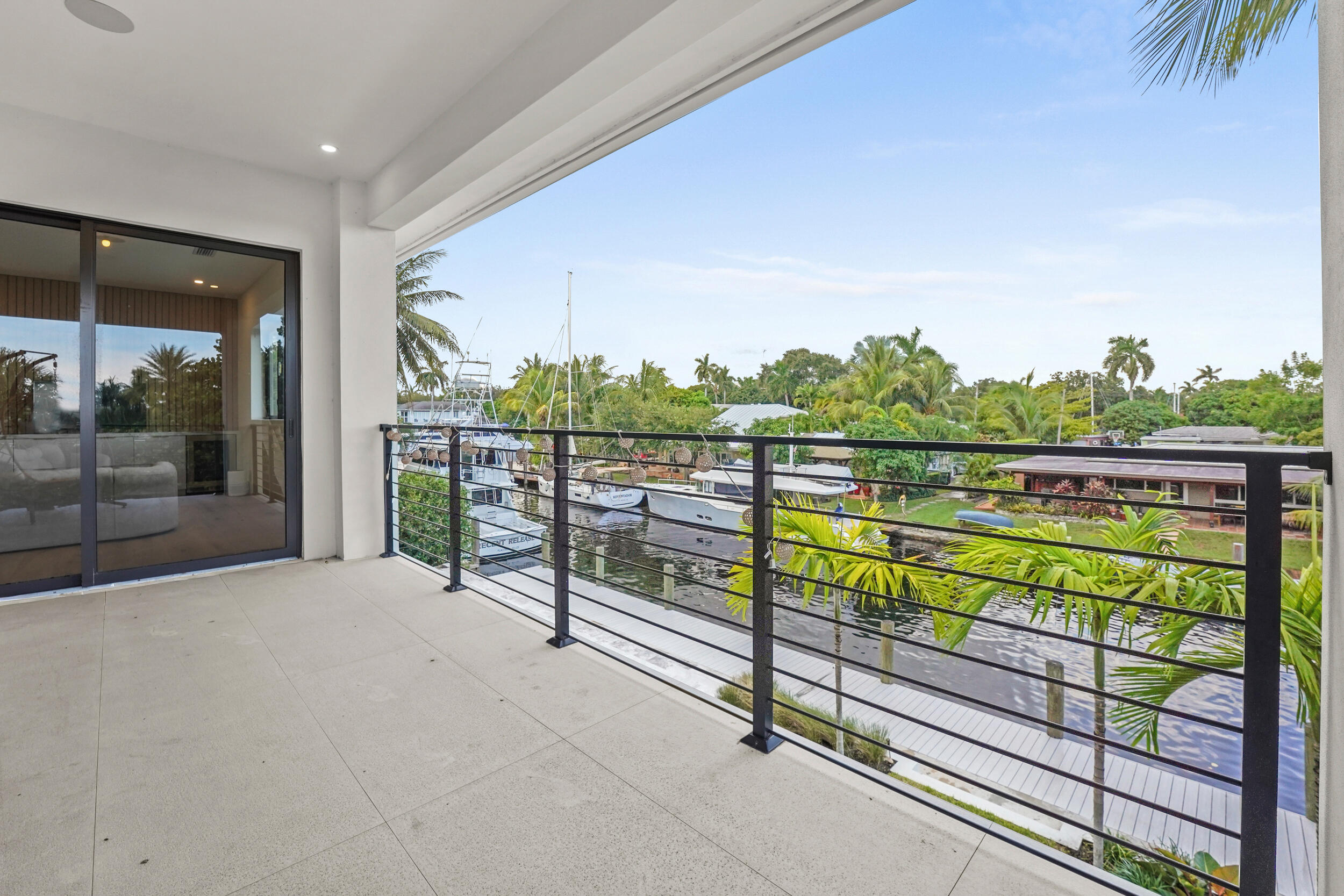 1317 TANGELO Isle