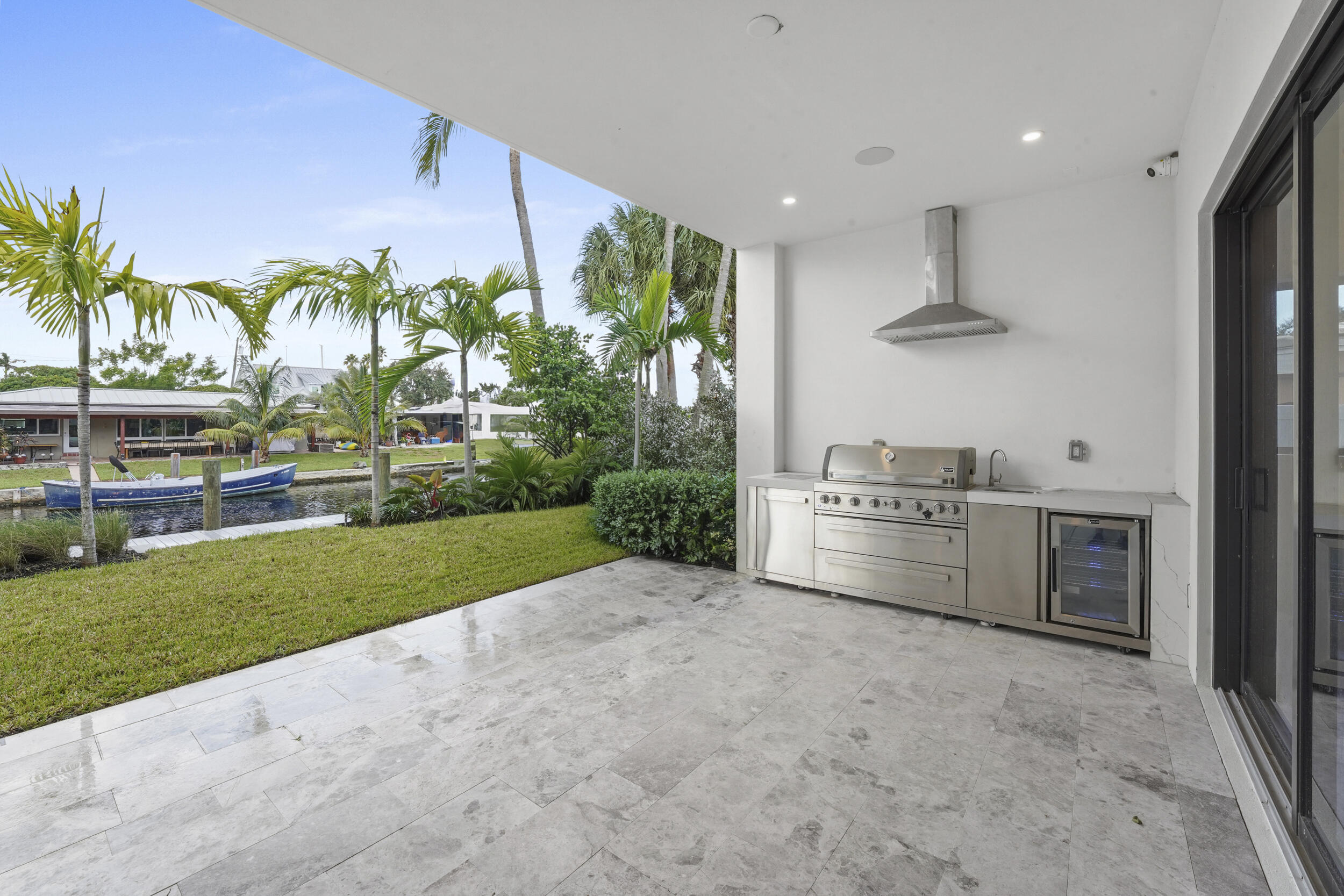 1317 TANGELO Isle