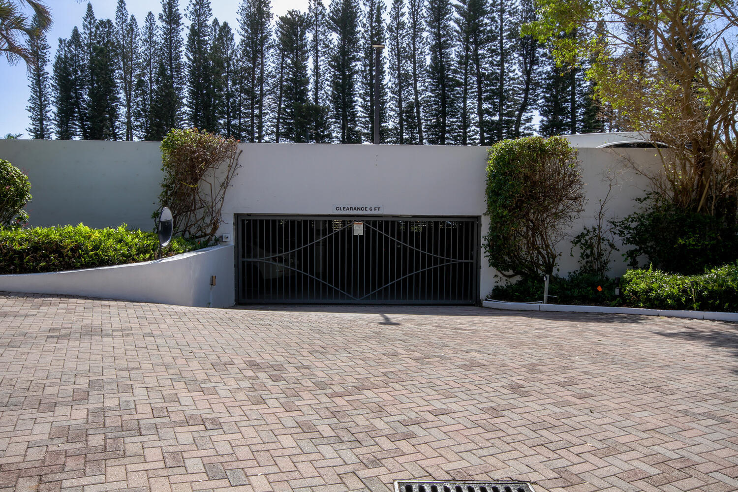 875 E Camino Real 9e