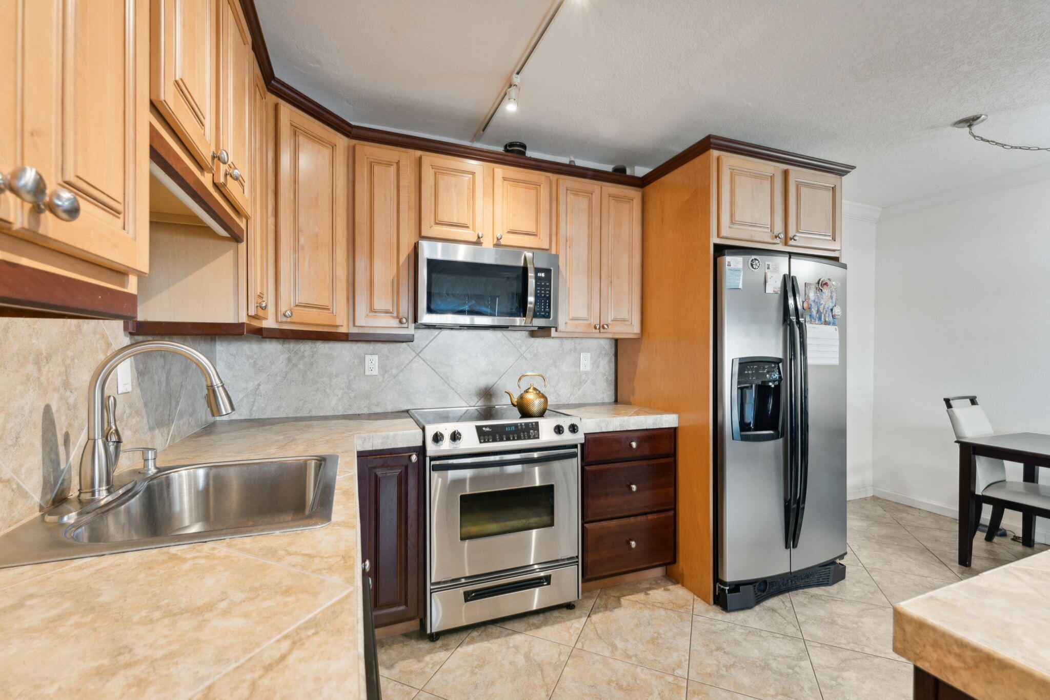 3200 NE 7th Court 102a