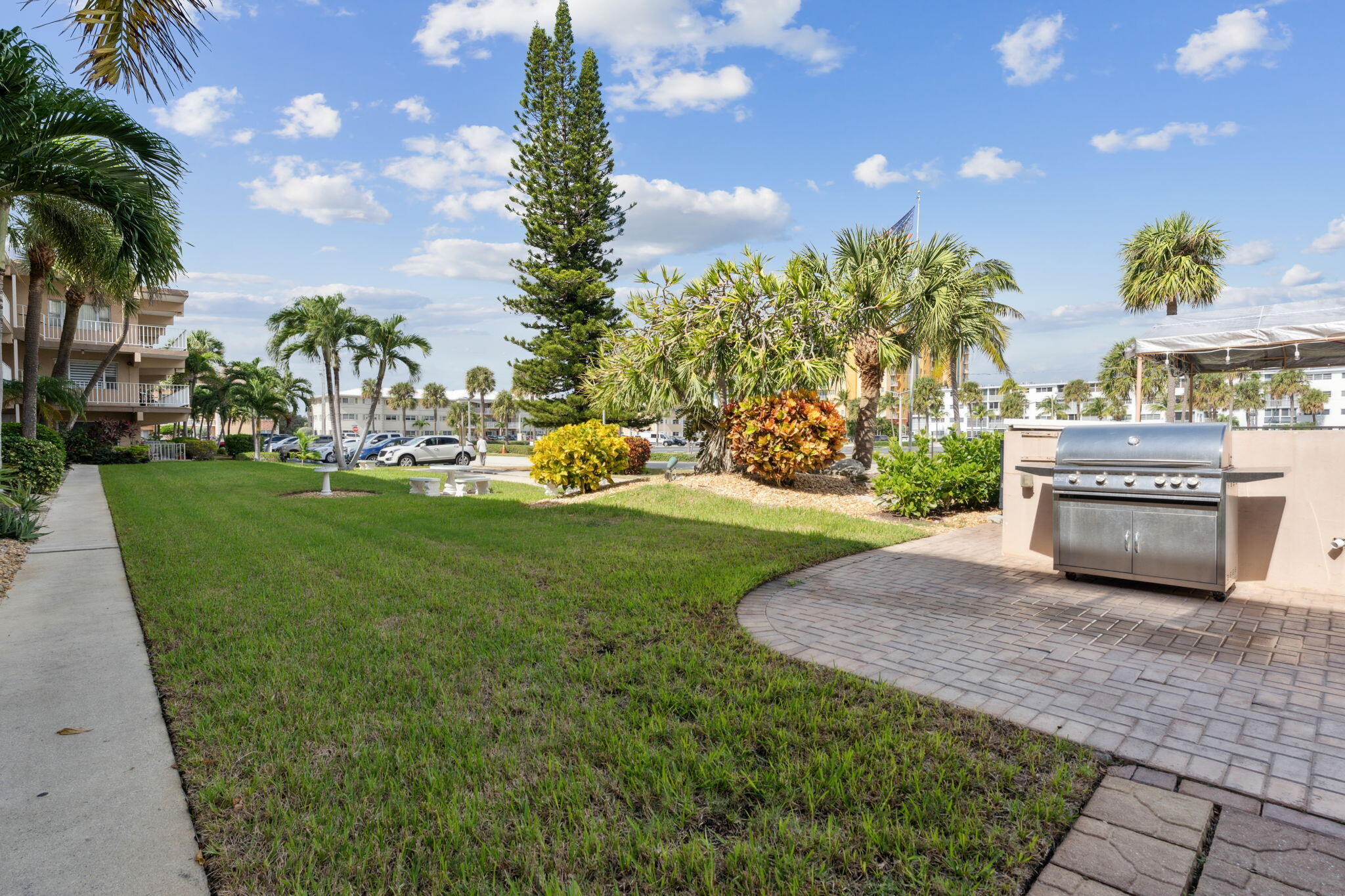 3200 NE 7th Court 102a