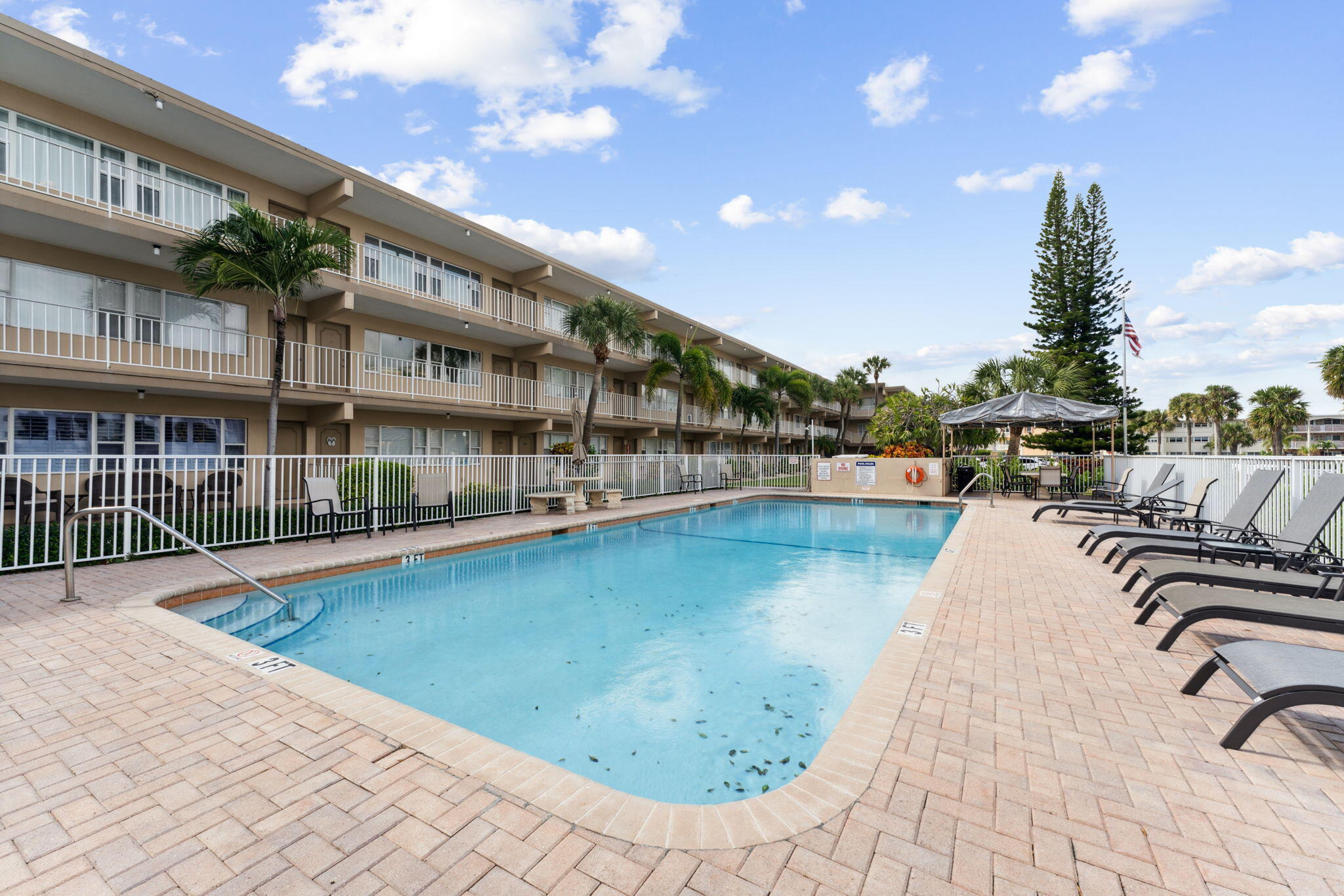 3200 NE 7th Court 102a