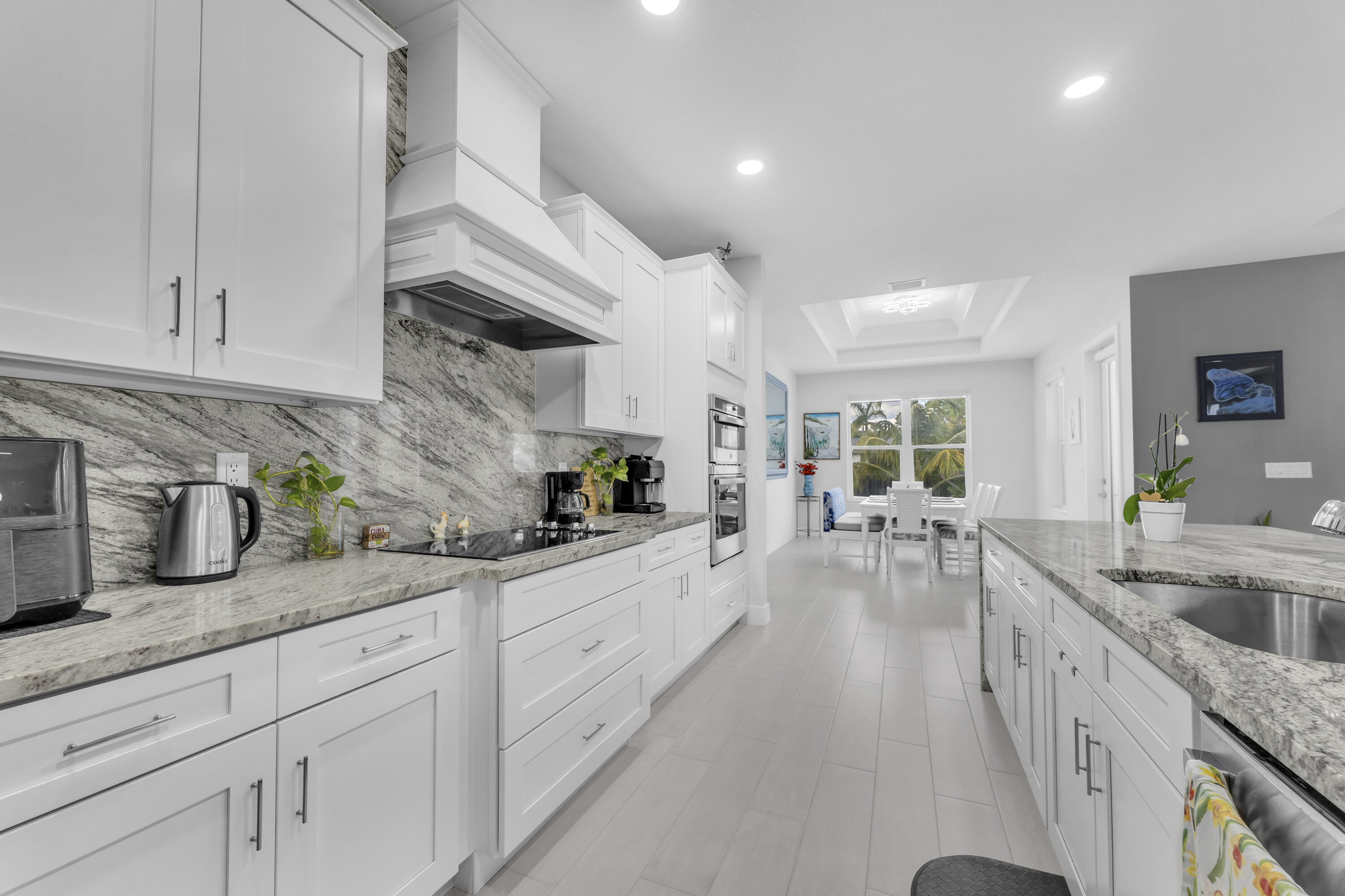 15435 Northlake Boulevard