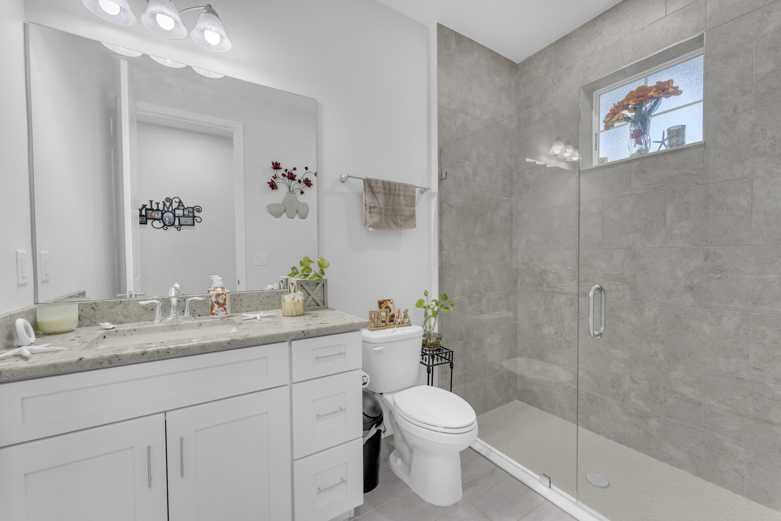 15435 Northlake Boulevard