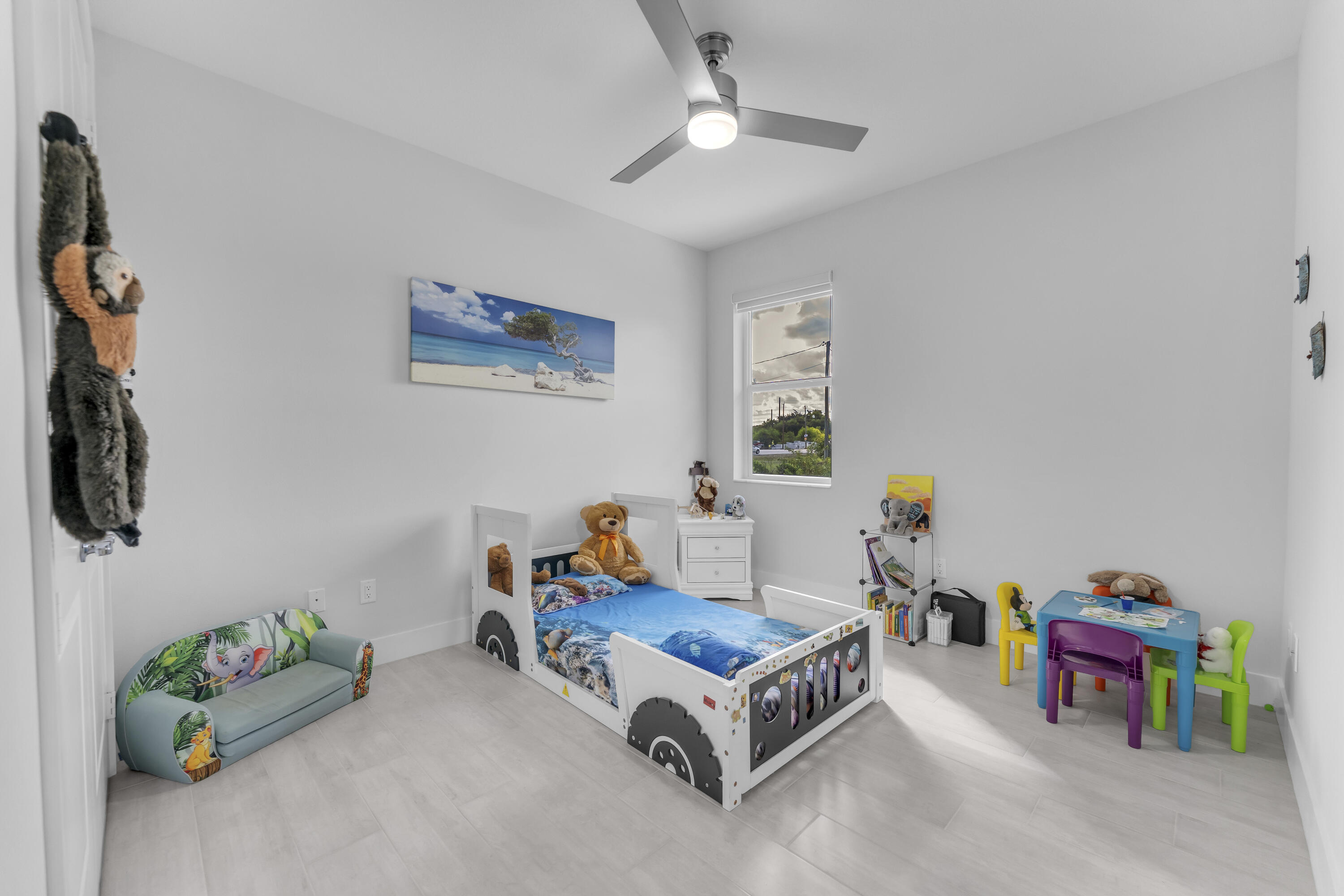 15435 Northlake Boulevard