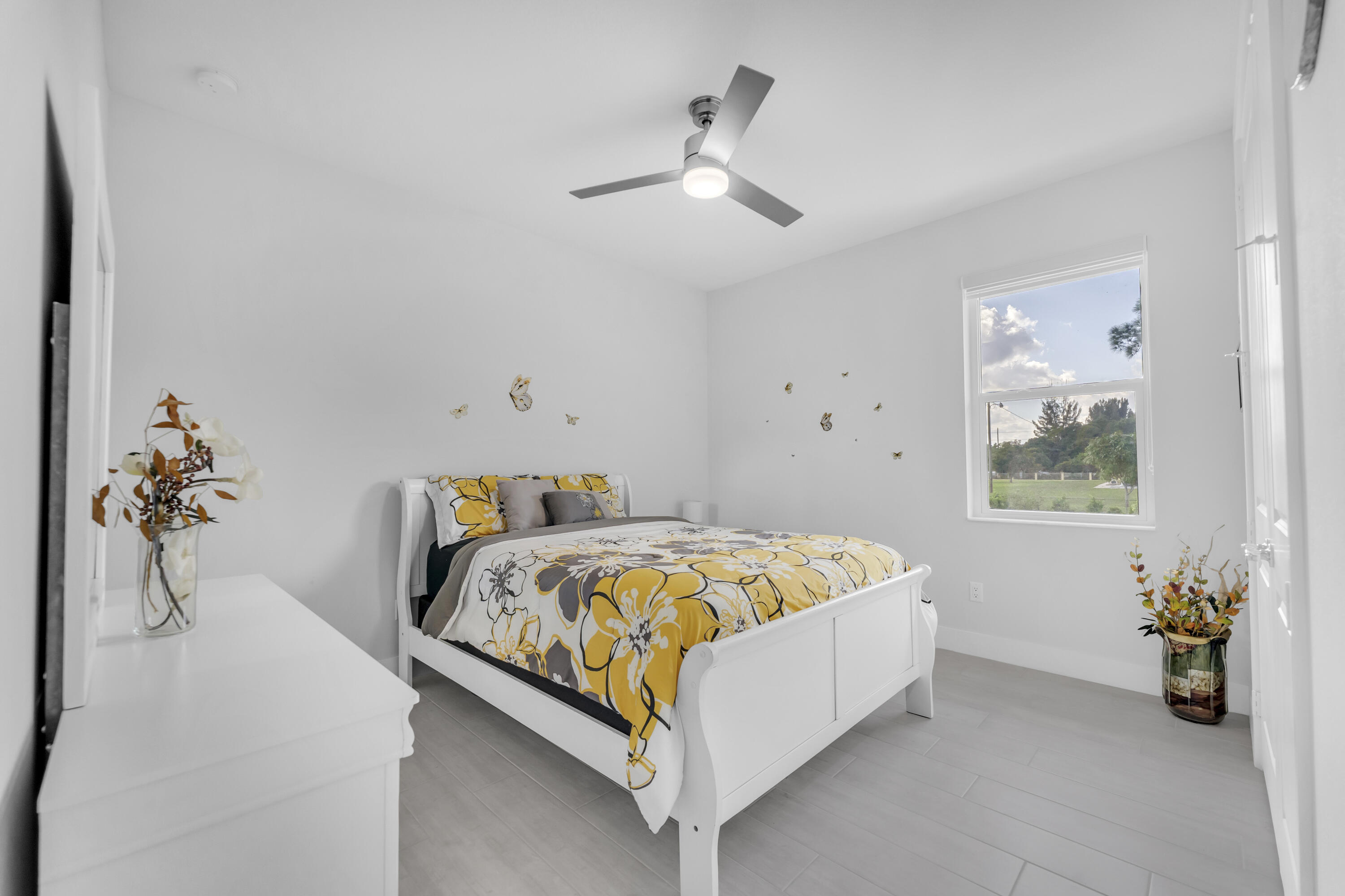 15435 Northlake Boulevard