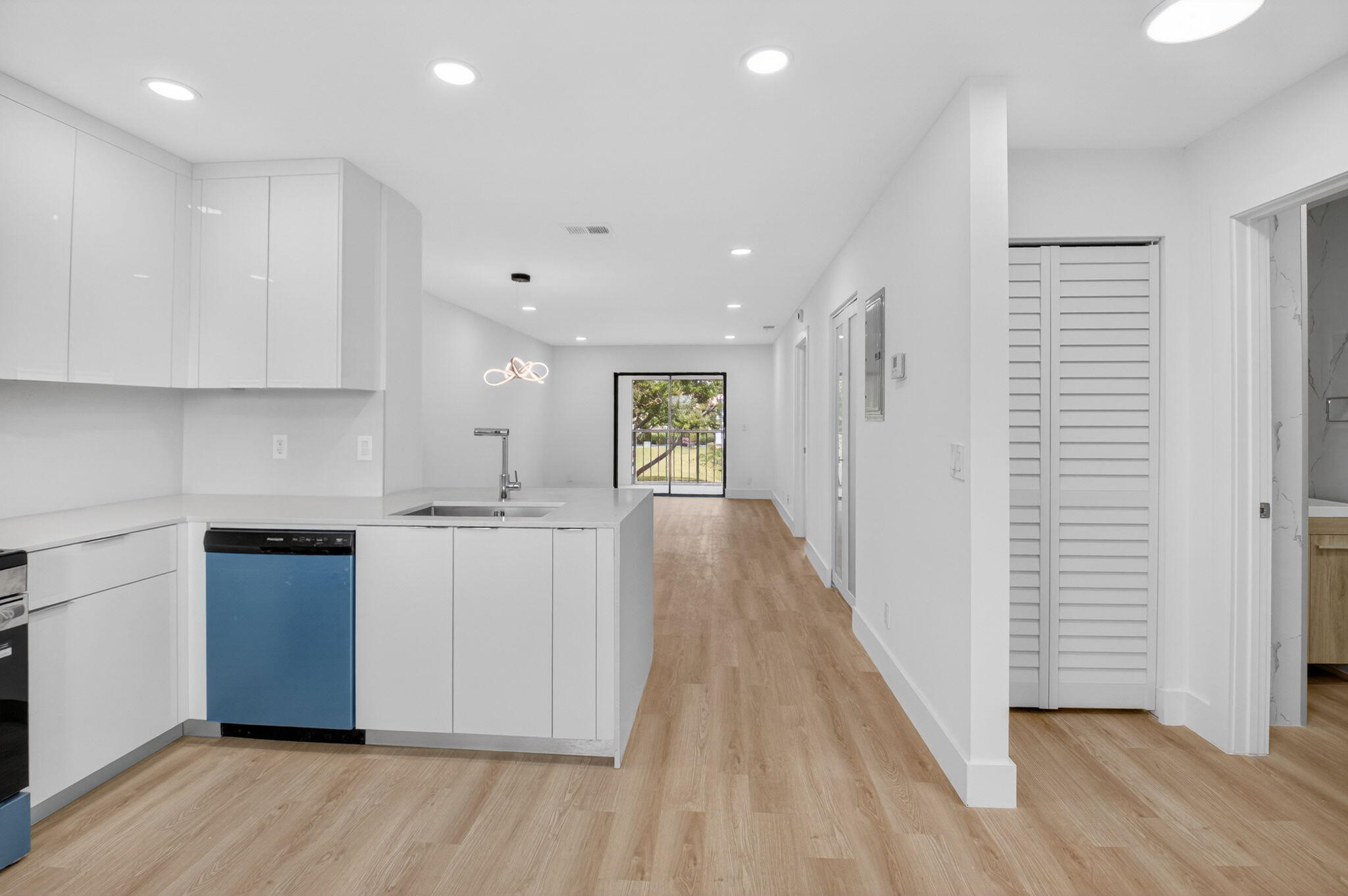 300 W Hidden Valley Boulevard 308