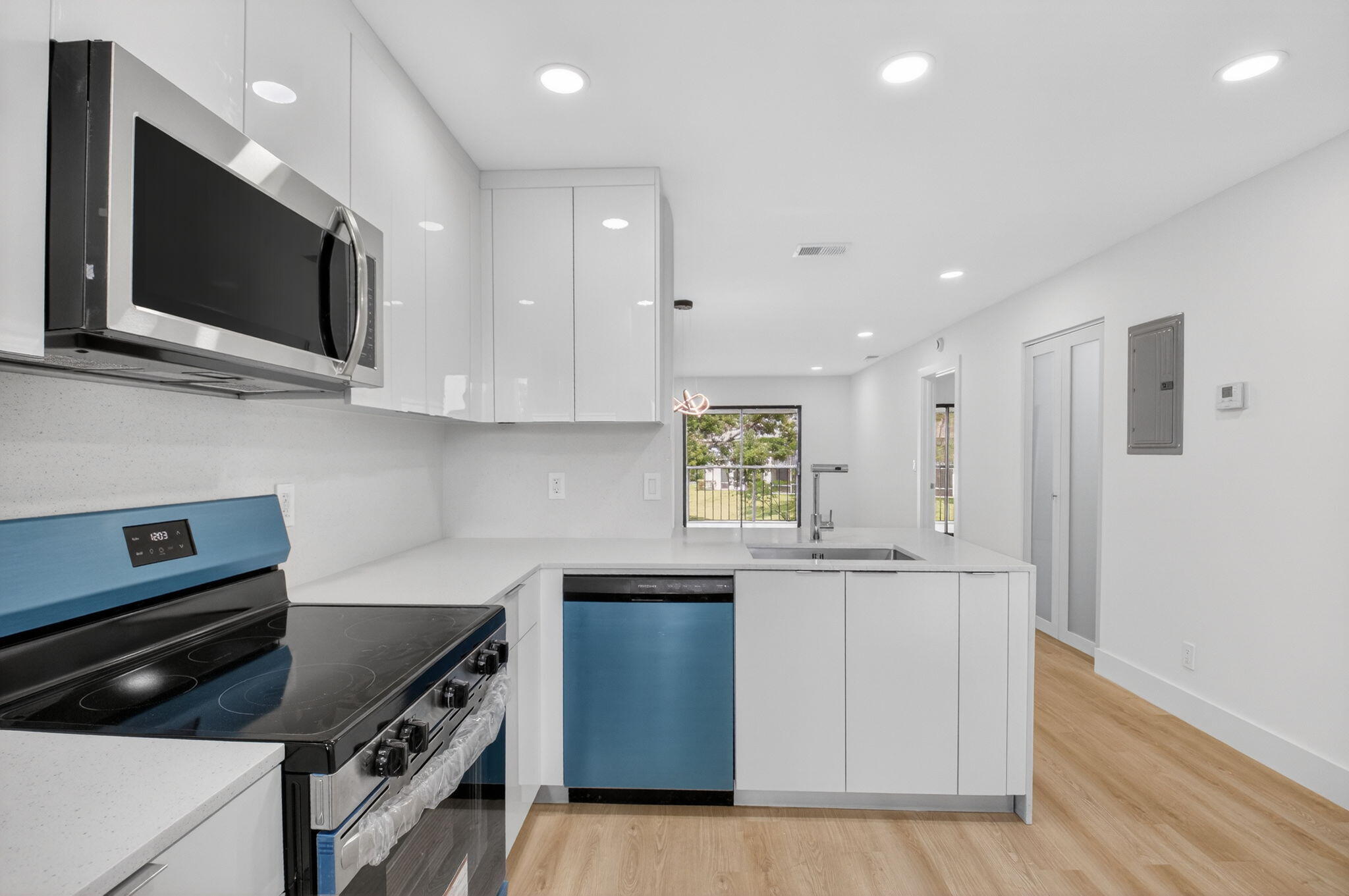 300 W Hidden Valley Boulevard 308