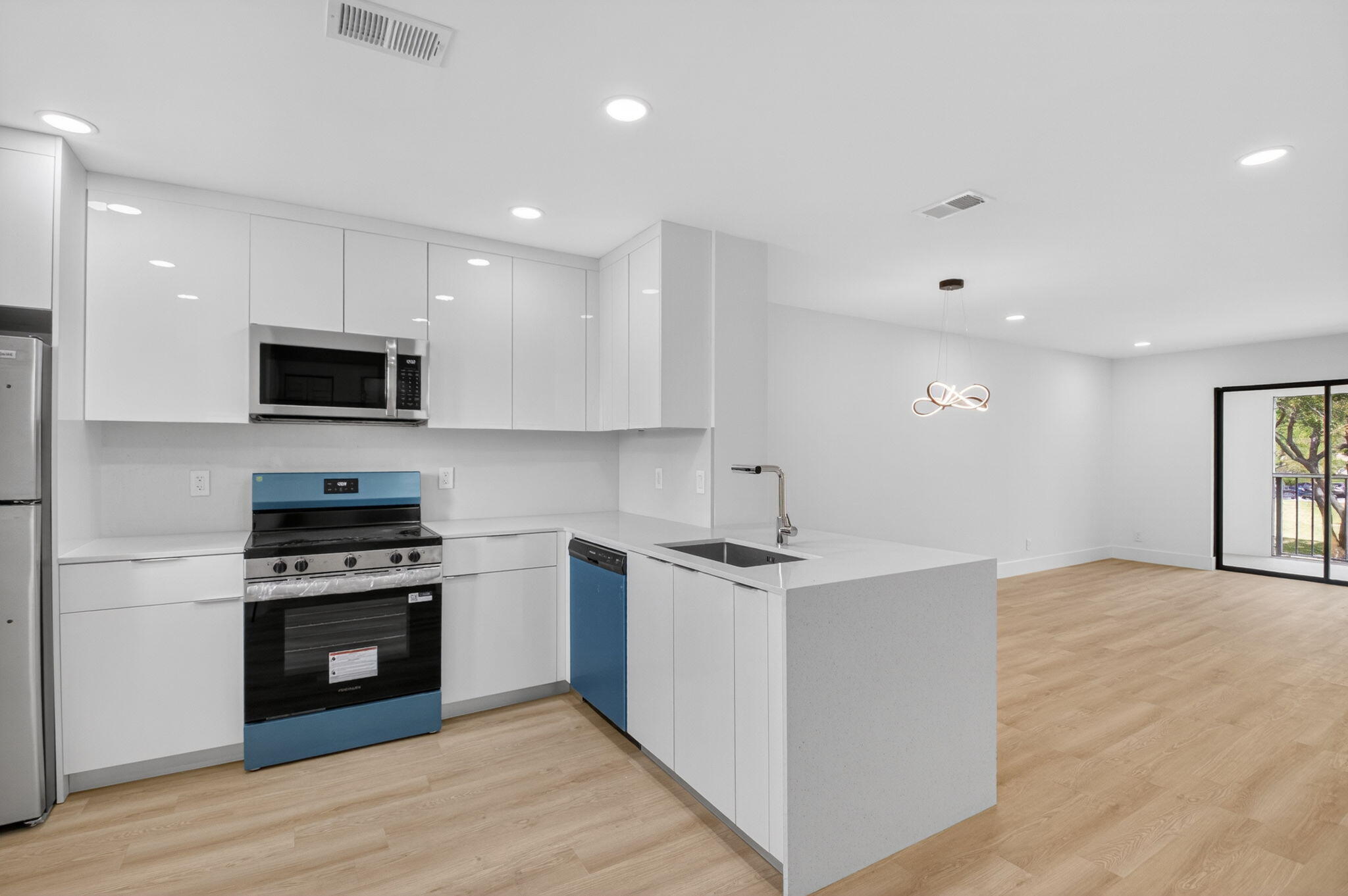 300 W Hidden Valley Boulevard 308