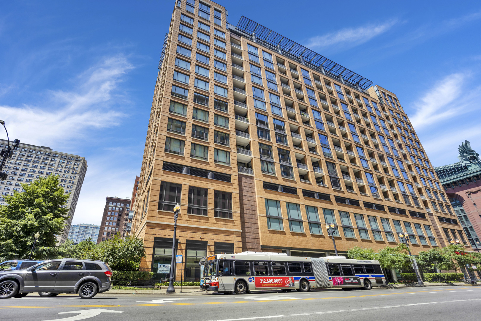 520 S State Street Unit: 1211