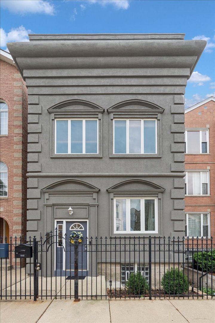 1431 W Walton Street Unit: 1