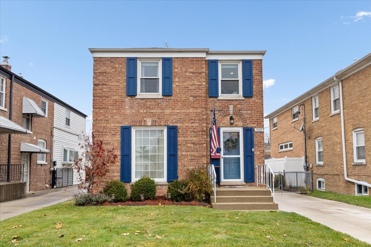 5542 N Osceola Avenue