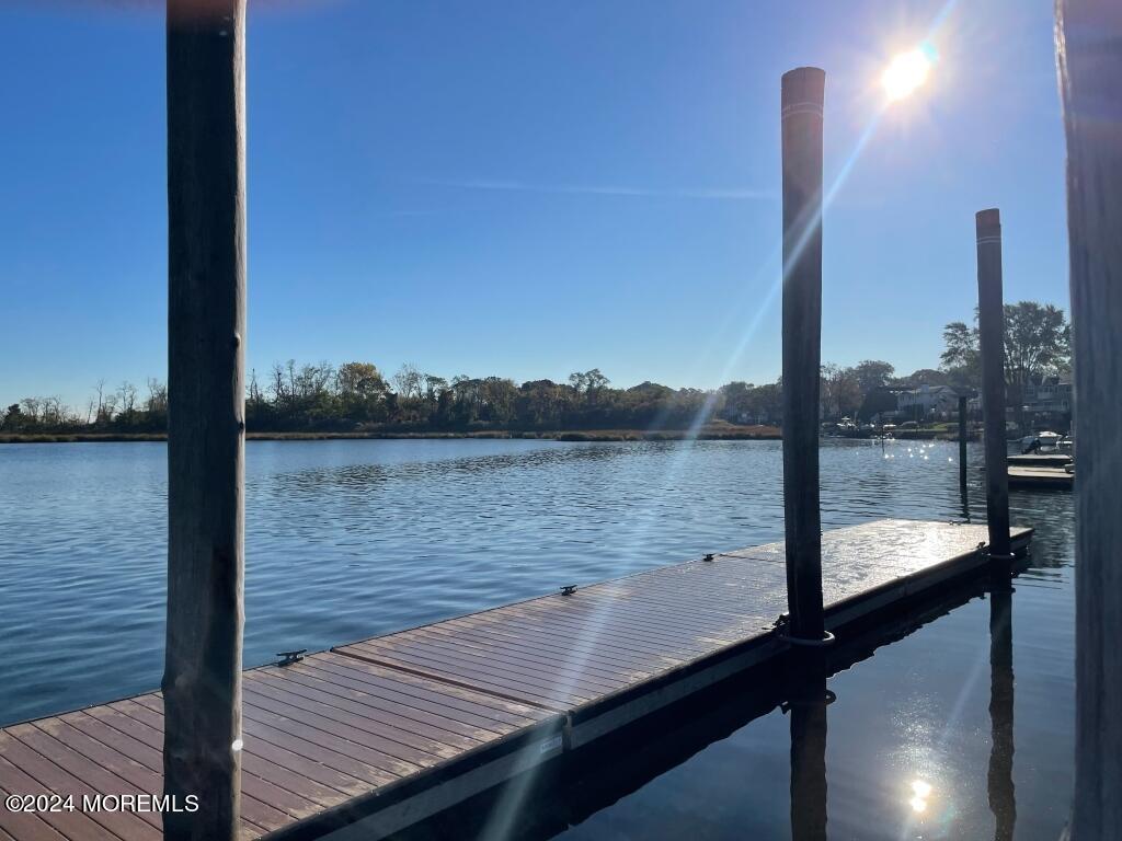 8 Avenue Of Two Rivers