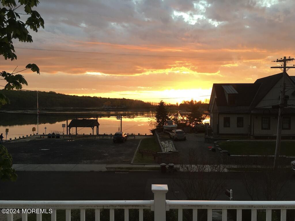8 Avenue Of Two Rivers