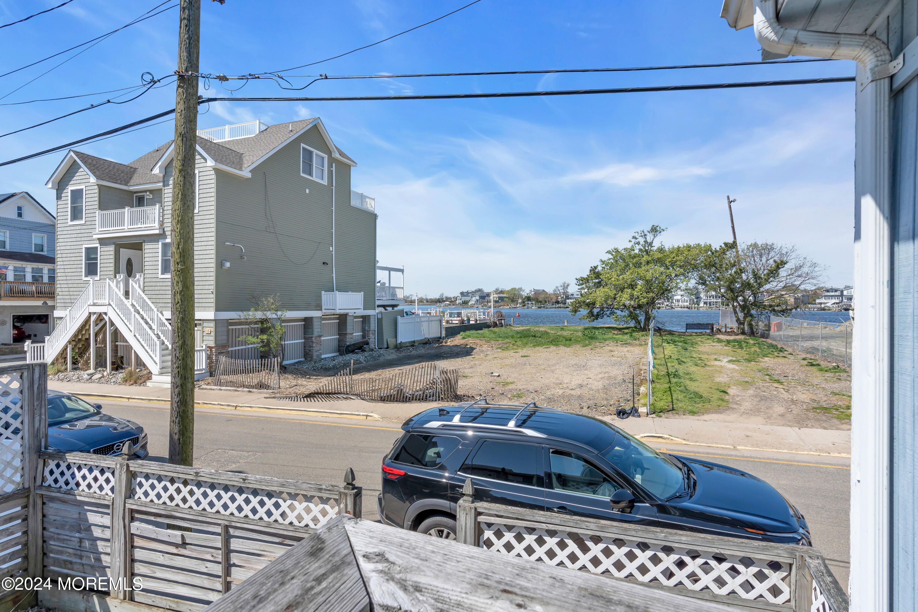 26 Surf Street
