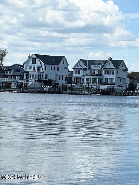 26 Surf Street