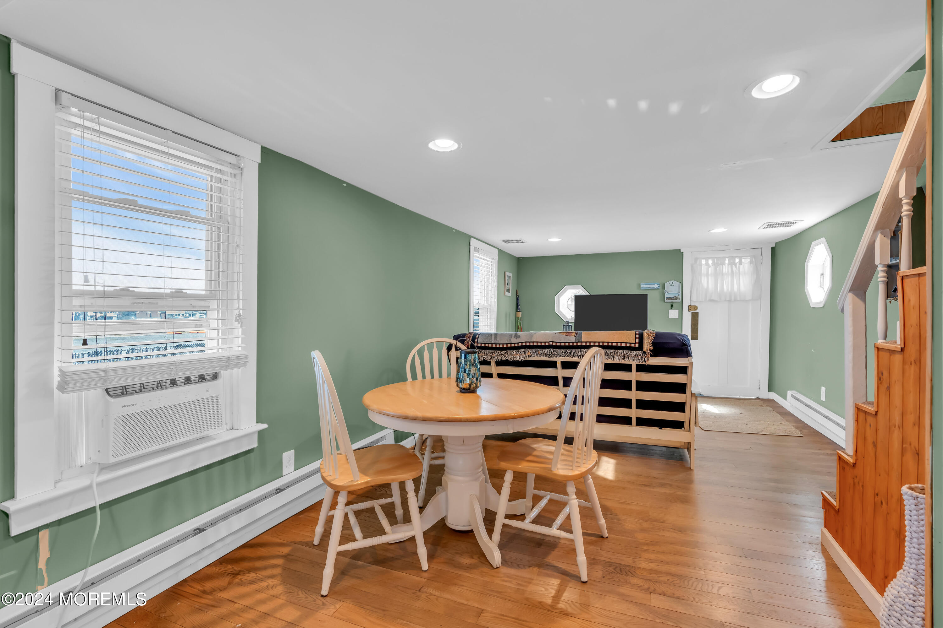 26 Surf Street