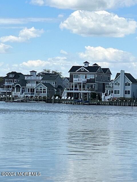 26 Surf Street