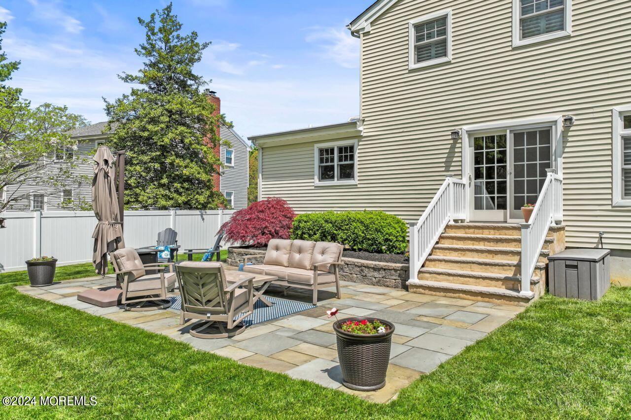 96 Forrest Avenue