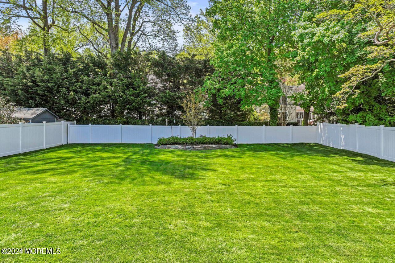 96 Forrest Avenue
