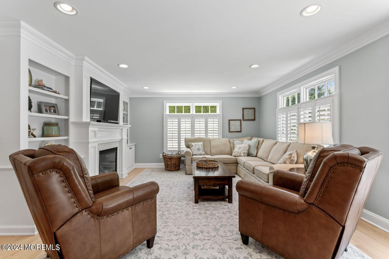 96 Forrest Avenue