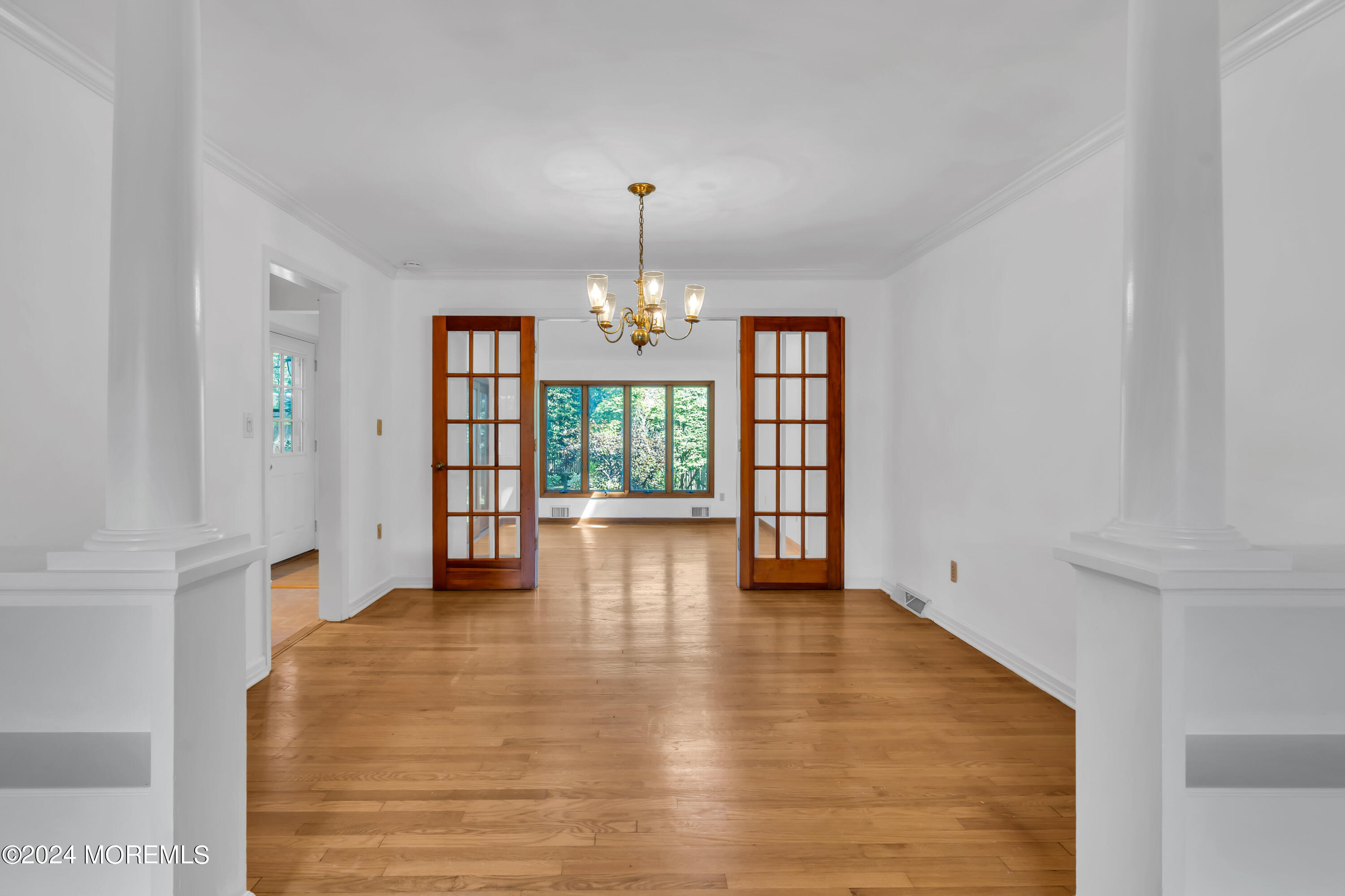 85 Hance Road