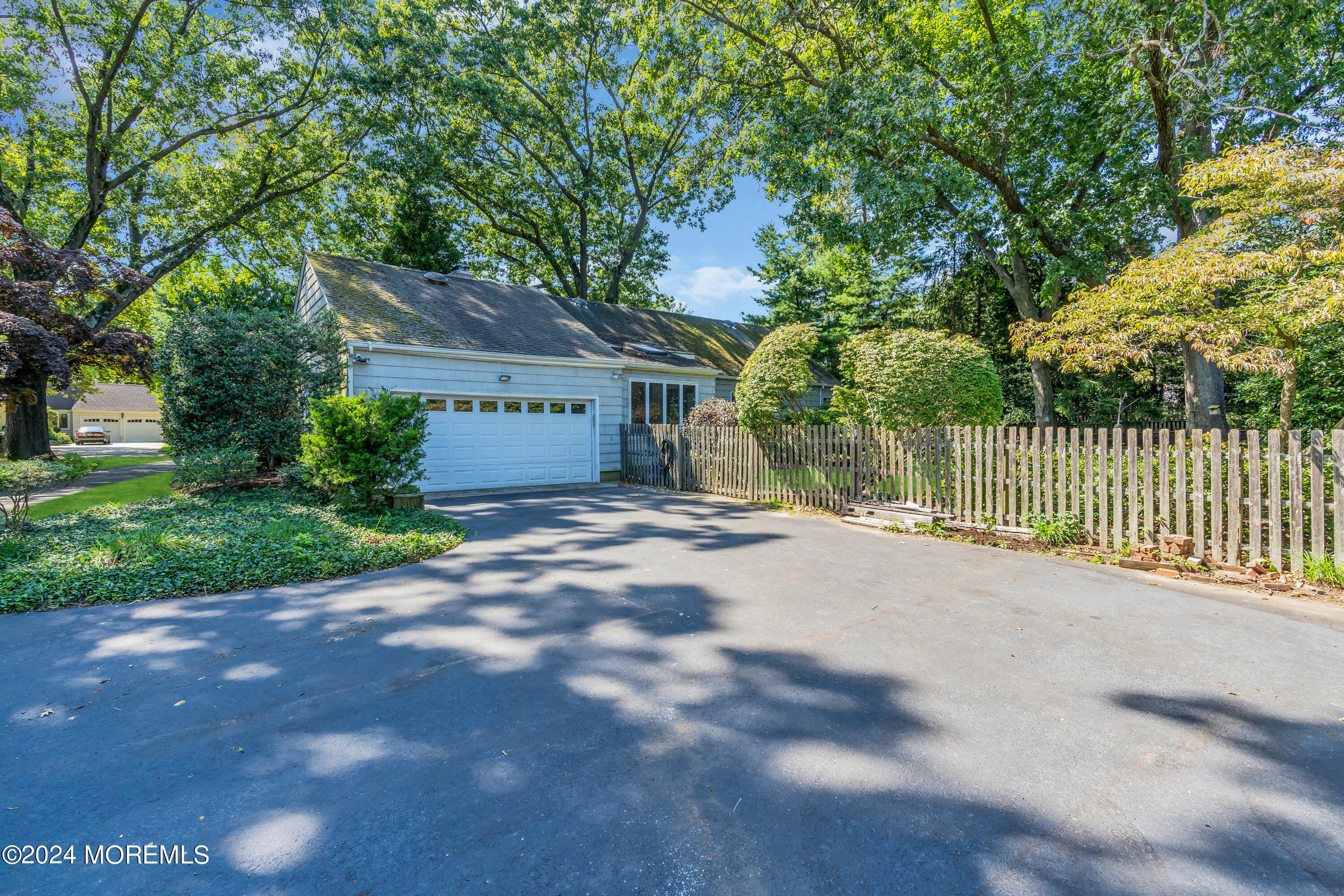 85 Hance Road