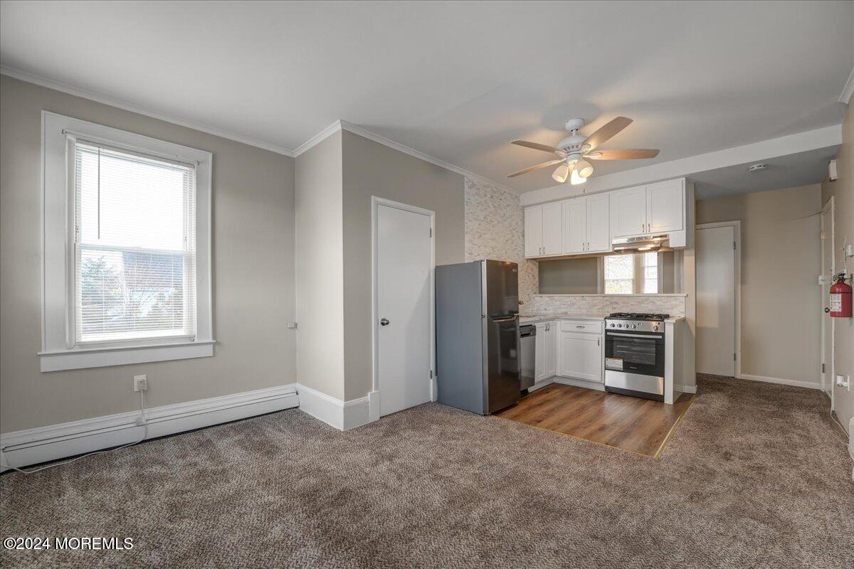295 Westwood Avenue, 3