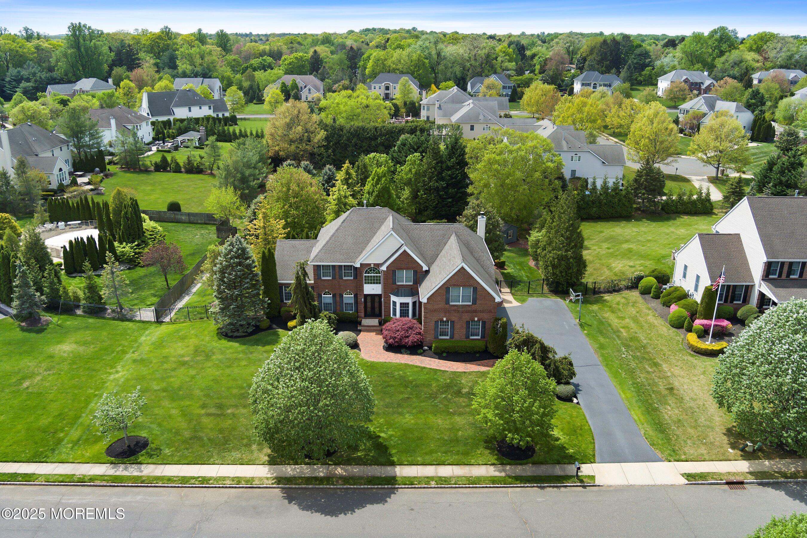 19 Gallant Fox Road