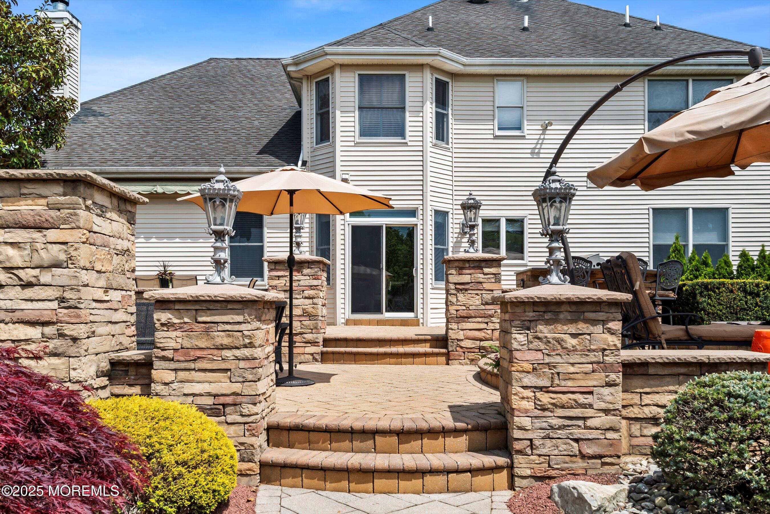 19 Gallant Fox Road