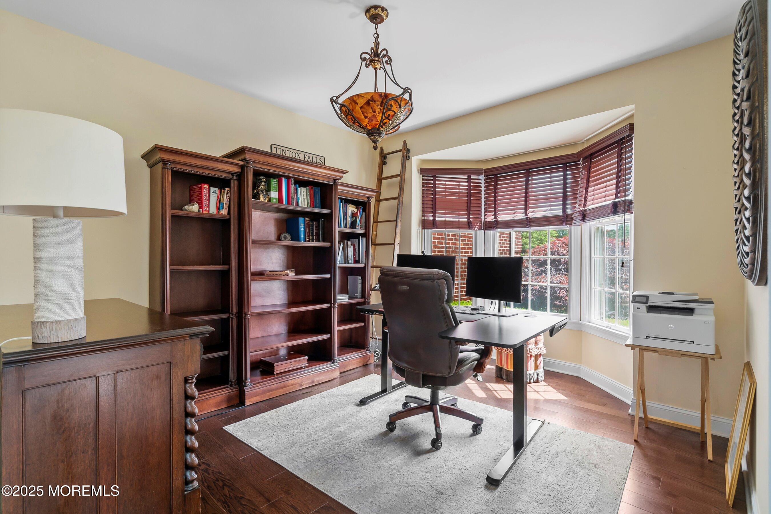 19 Gallant Fox Road