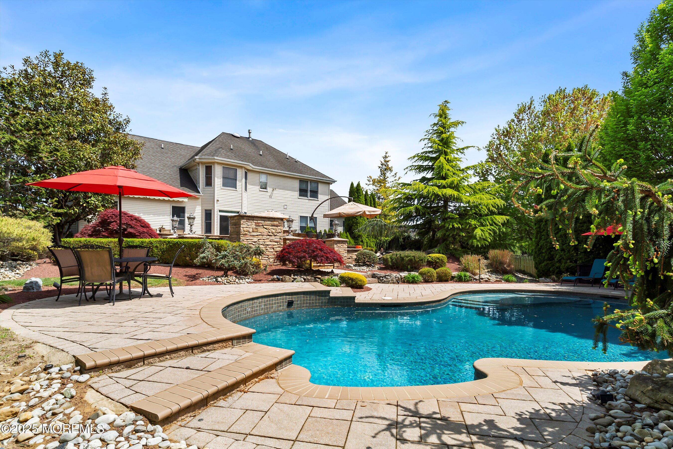 19 Gallant Fox Road