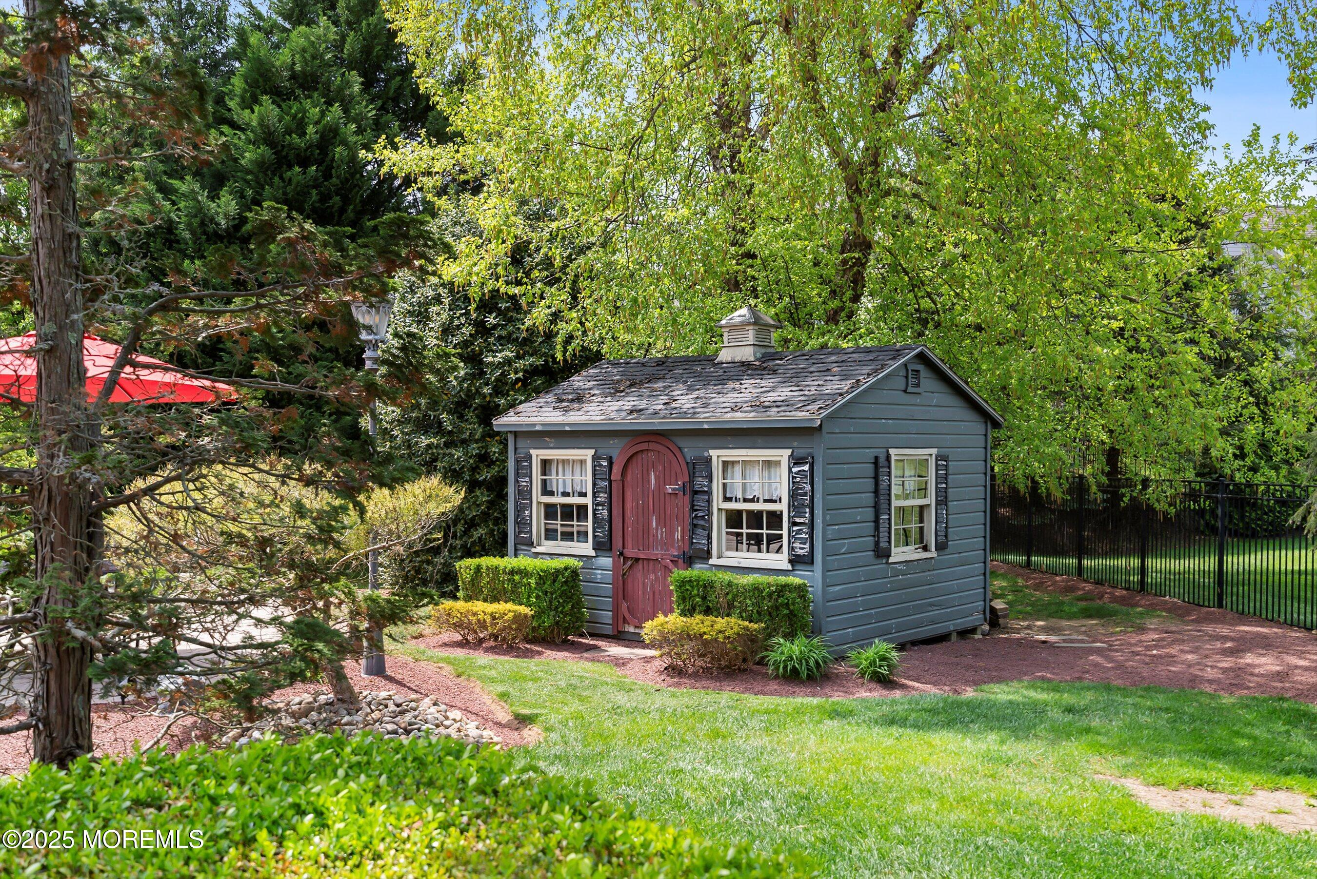 19 Gallant Fox Road