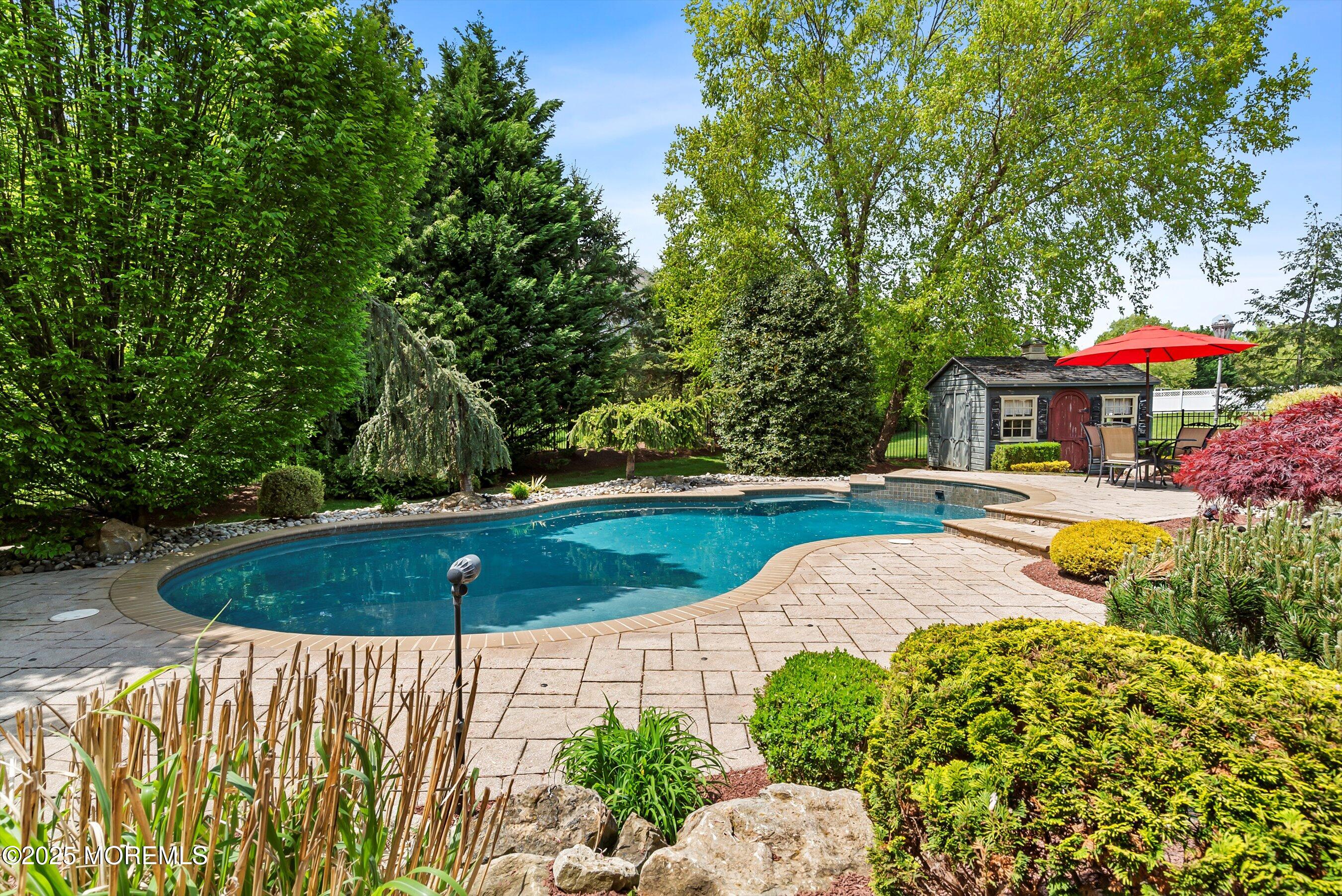 19 Gallant Fox Road