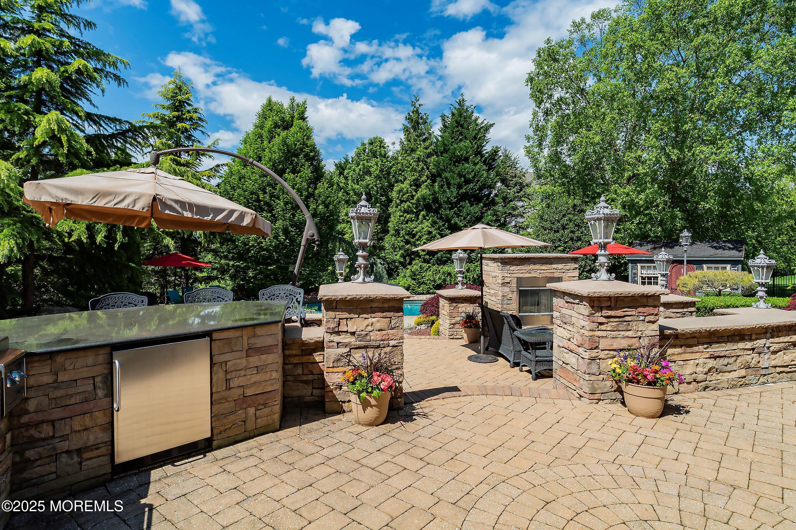 19 Gallant Fox Road
