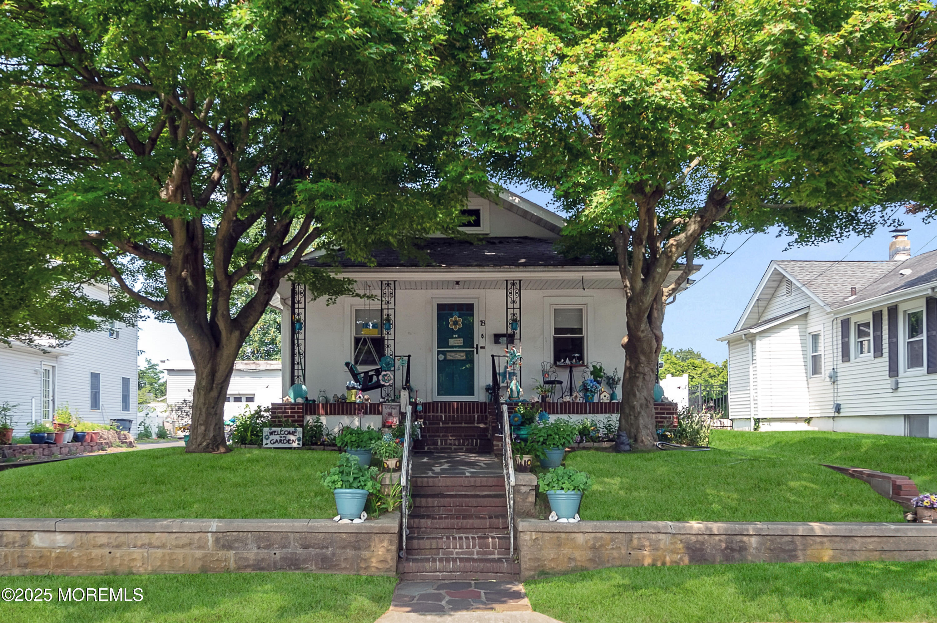 18 Slocum Street