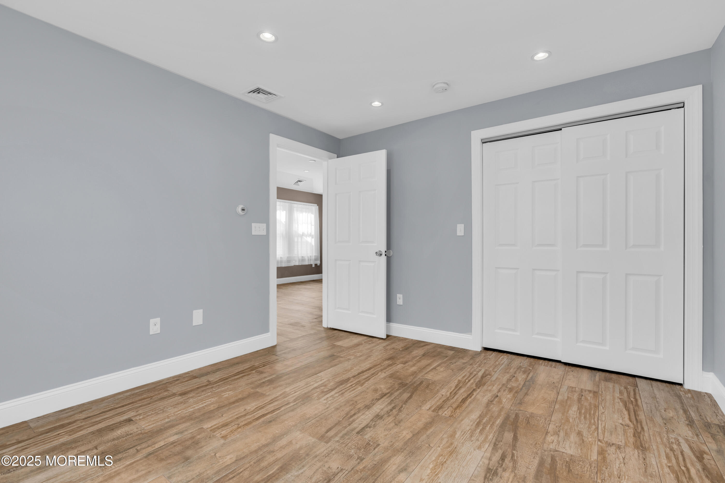35 Lipman Place