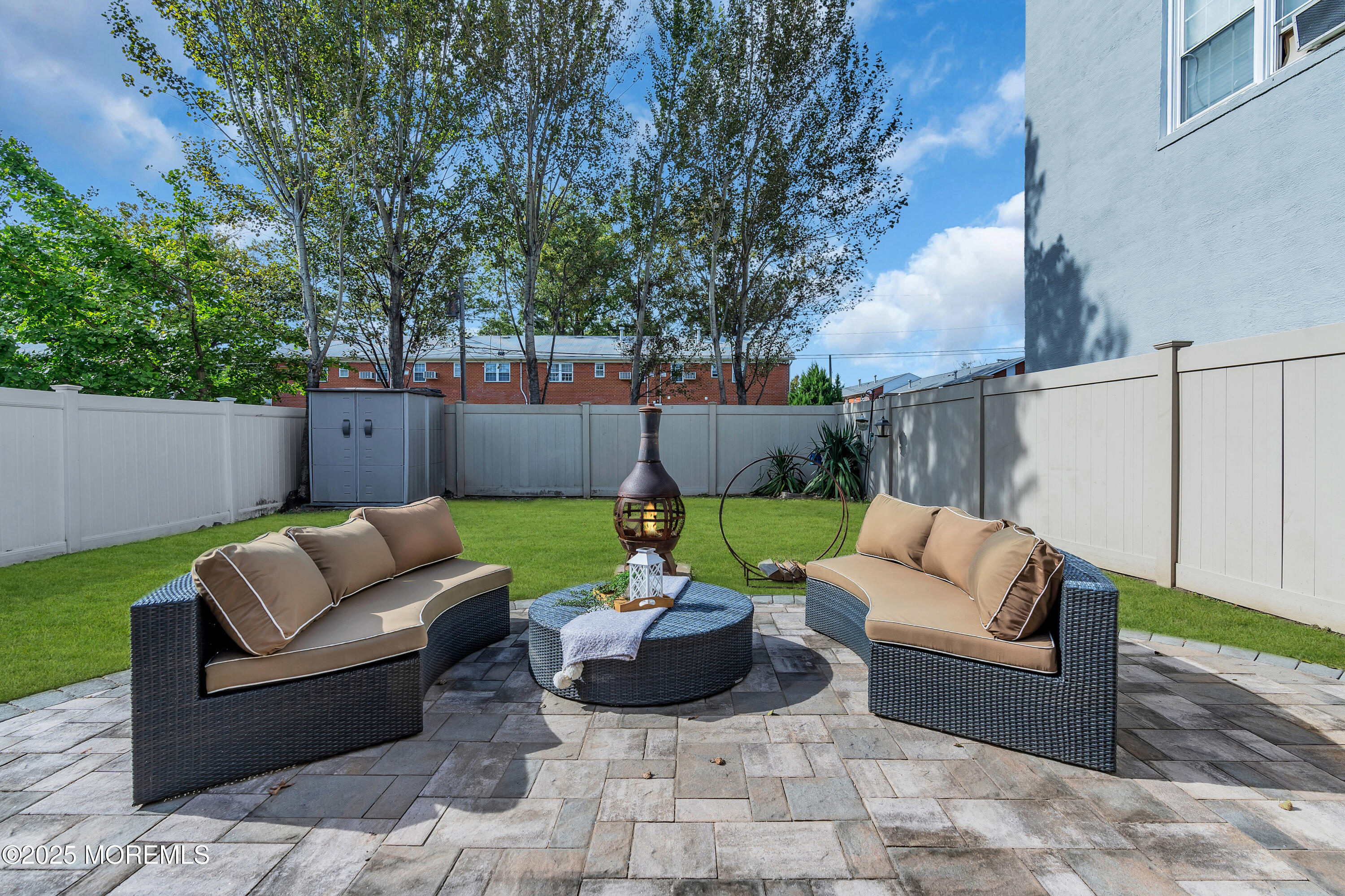 35 Lipman Place