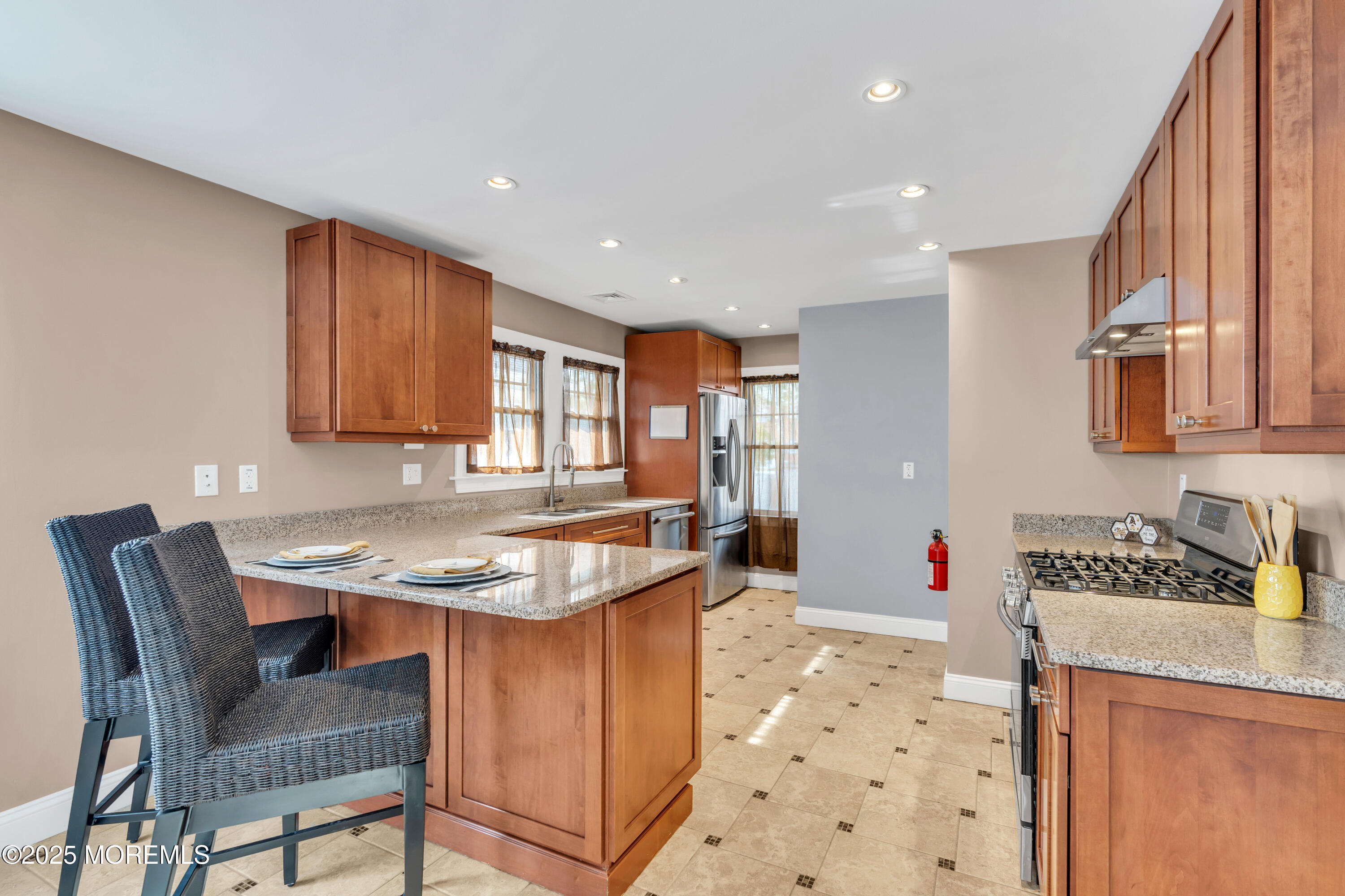 35 Lipman Place