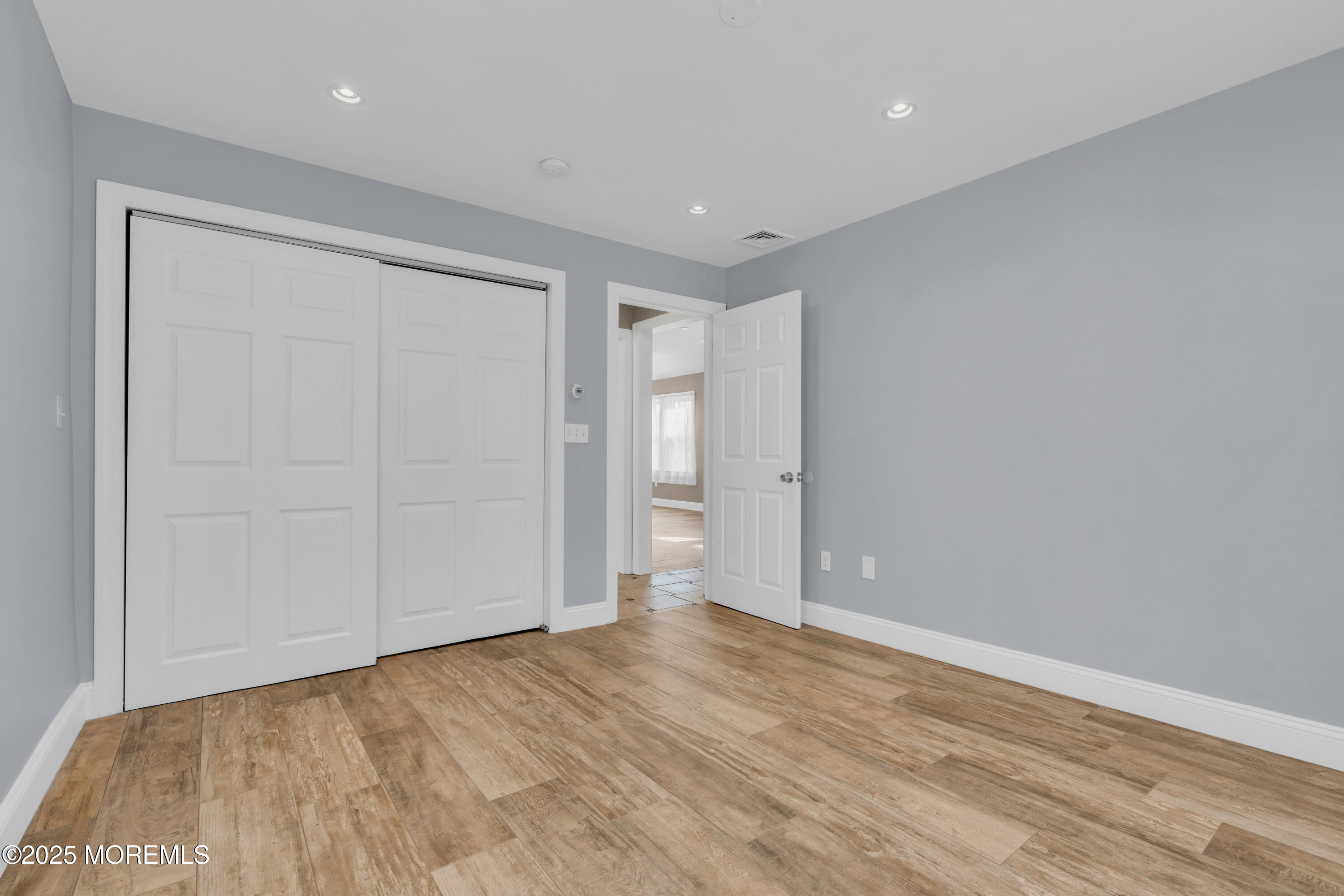 35 Lipman Place