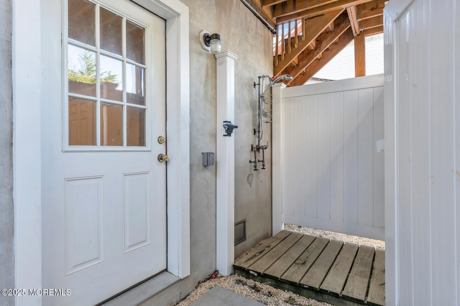 288 Bay Avenue