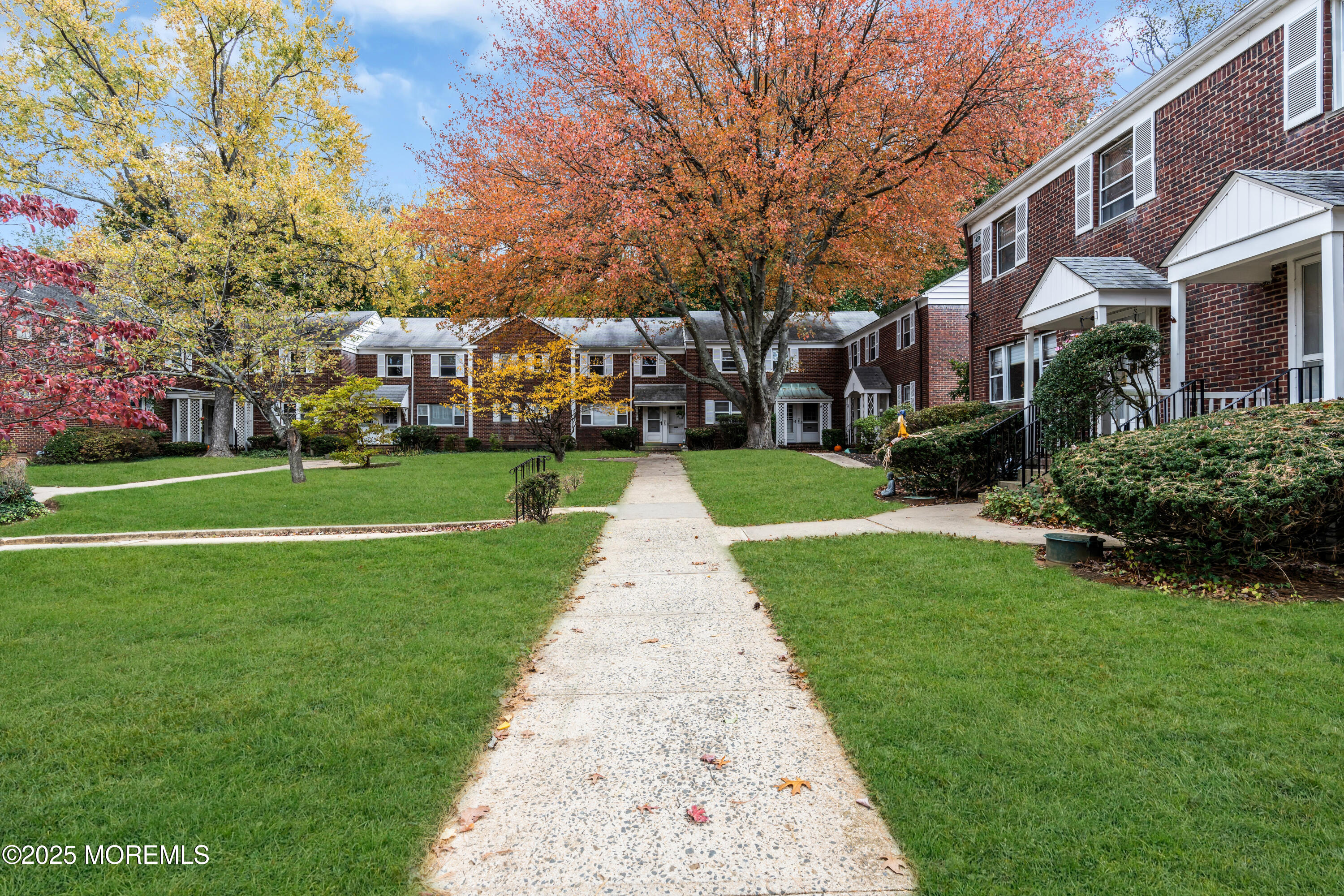 102 Manor Drive