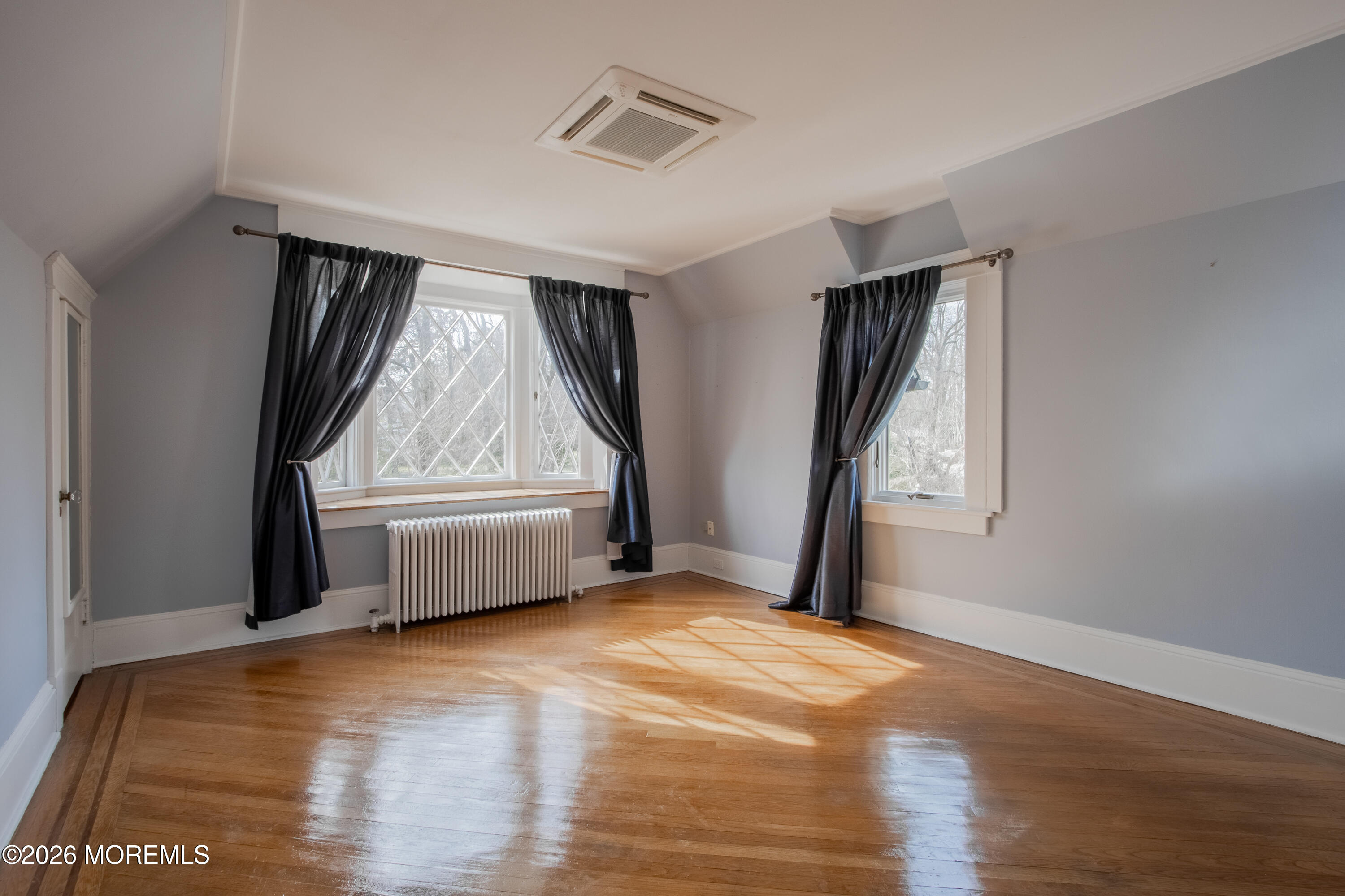 3 Monmouth Avenue
