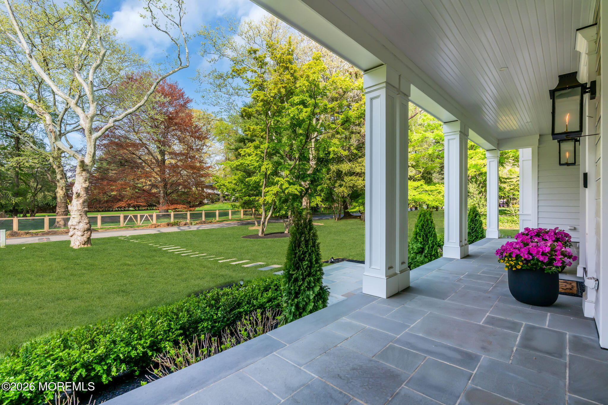 13 Buttonwood Lane